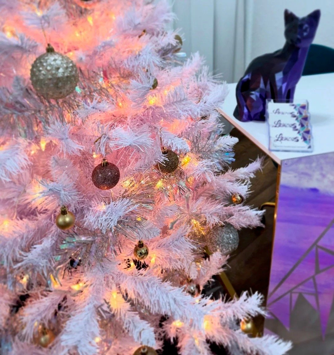 Permanent Makeup for the Holiday Season: The Secret to Effortless Beauty