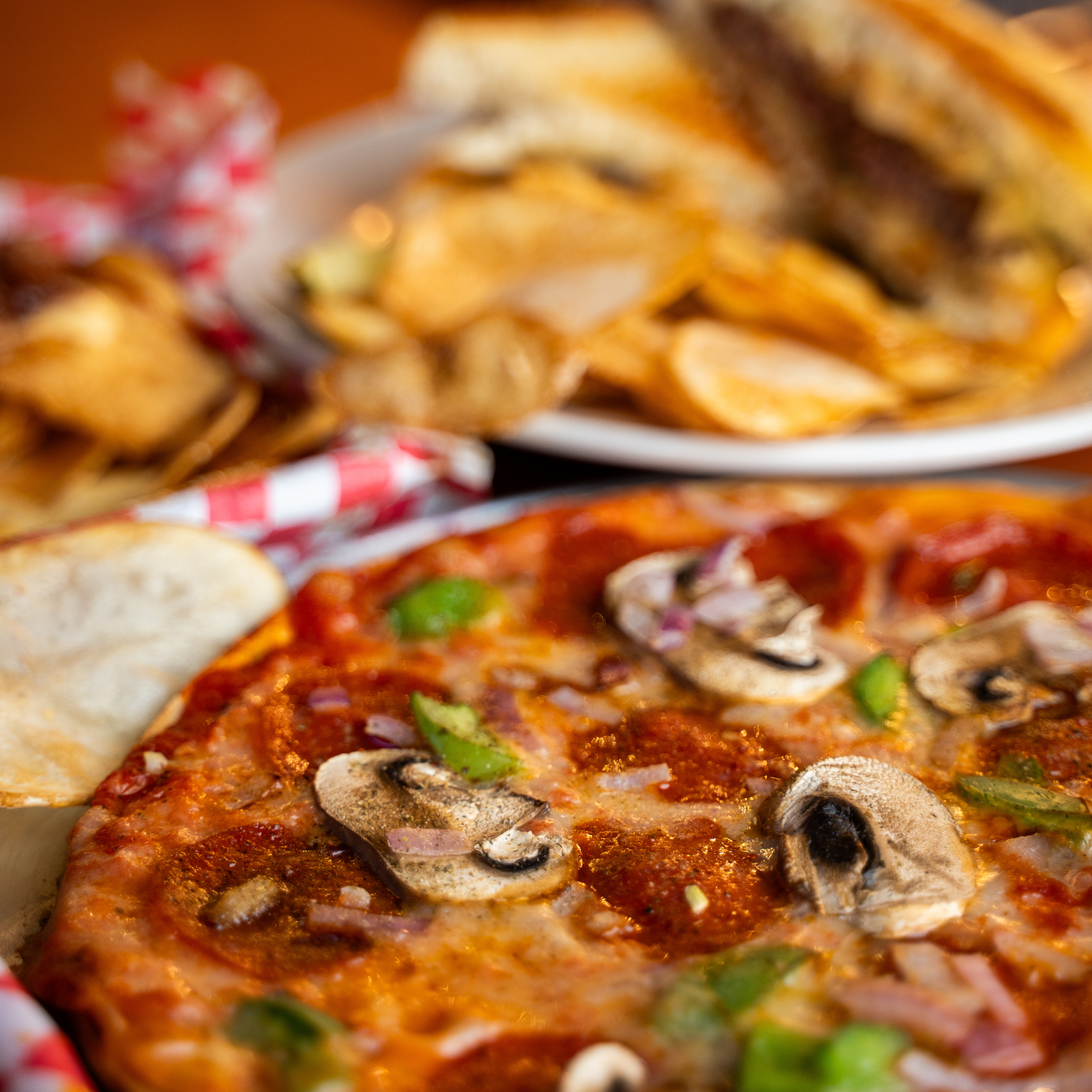 Best Pizza near Bourbon, MO 