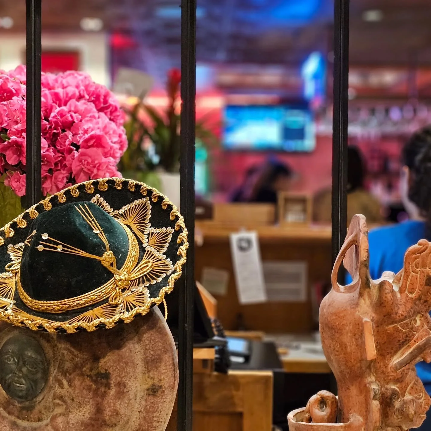 You don't have to peek through the window. Come on in and grab some $2 Tacos 🌮 😋 

#tacotuesday🌮 #taquitotuesday