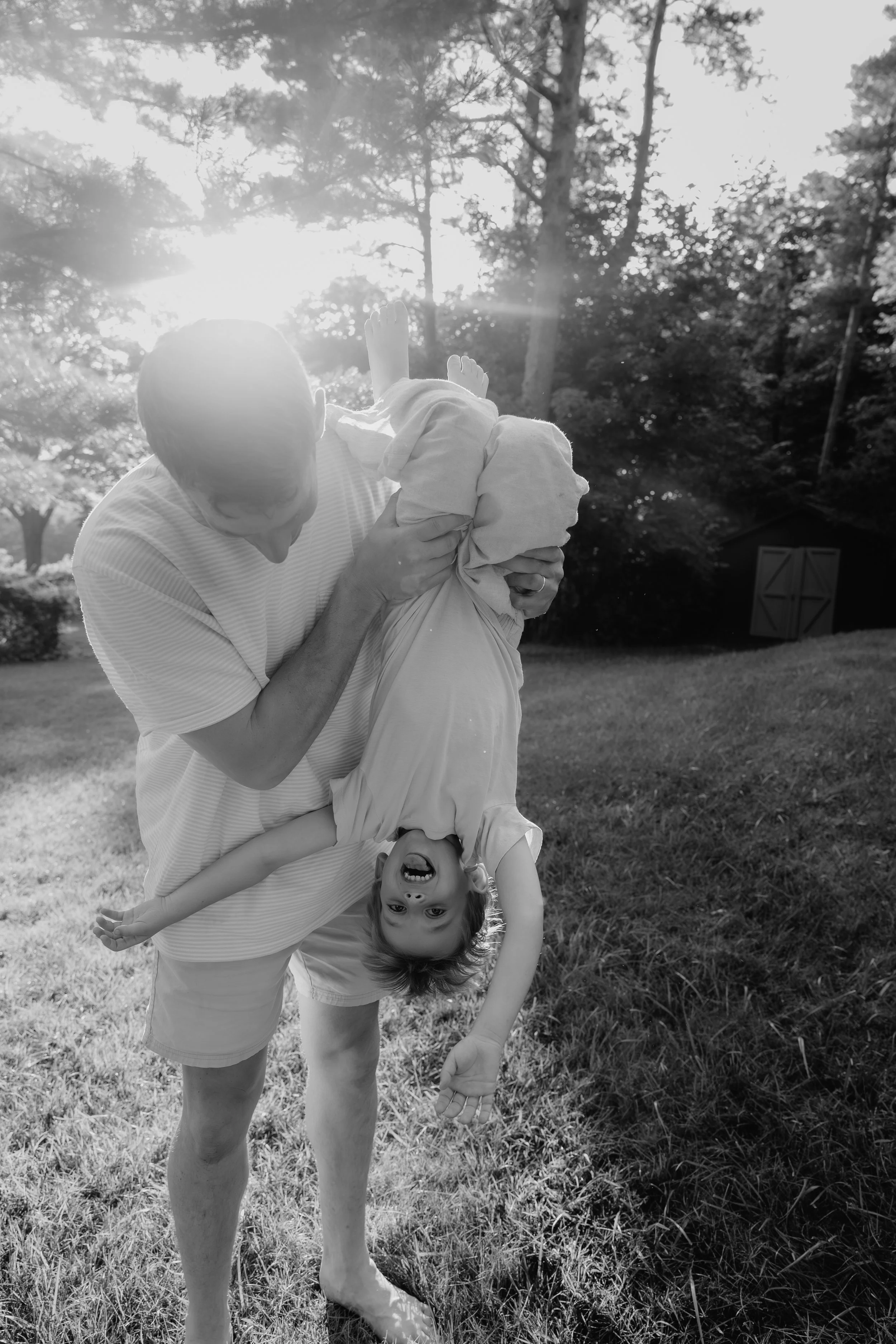 elena+fam_bw-055.jpg