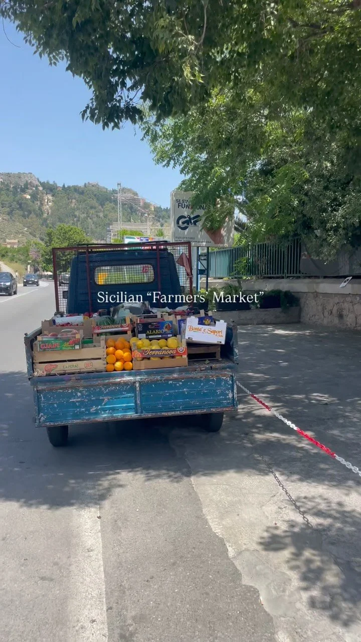 Have to catch my train to Risposto but look at those…he is close to the 3 way stop intersection in Giardini/Taormina if anyone needs :)
#travelsicily #lapa #farmersmarkets #giaridninaxos