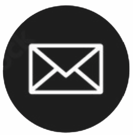 Weißes E-Mail-Symbol auf schwarzem Hintergrund.