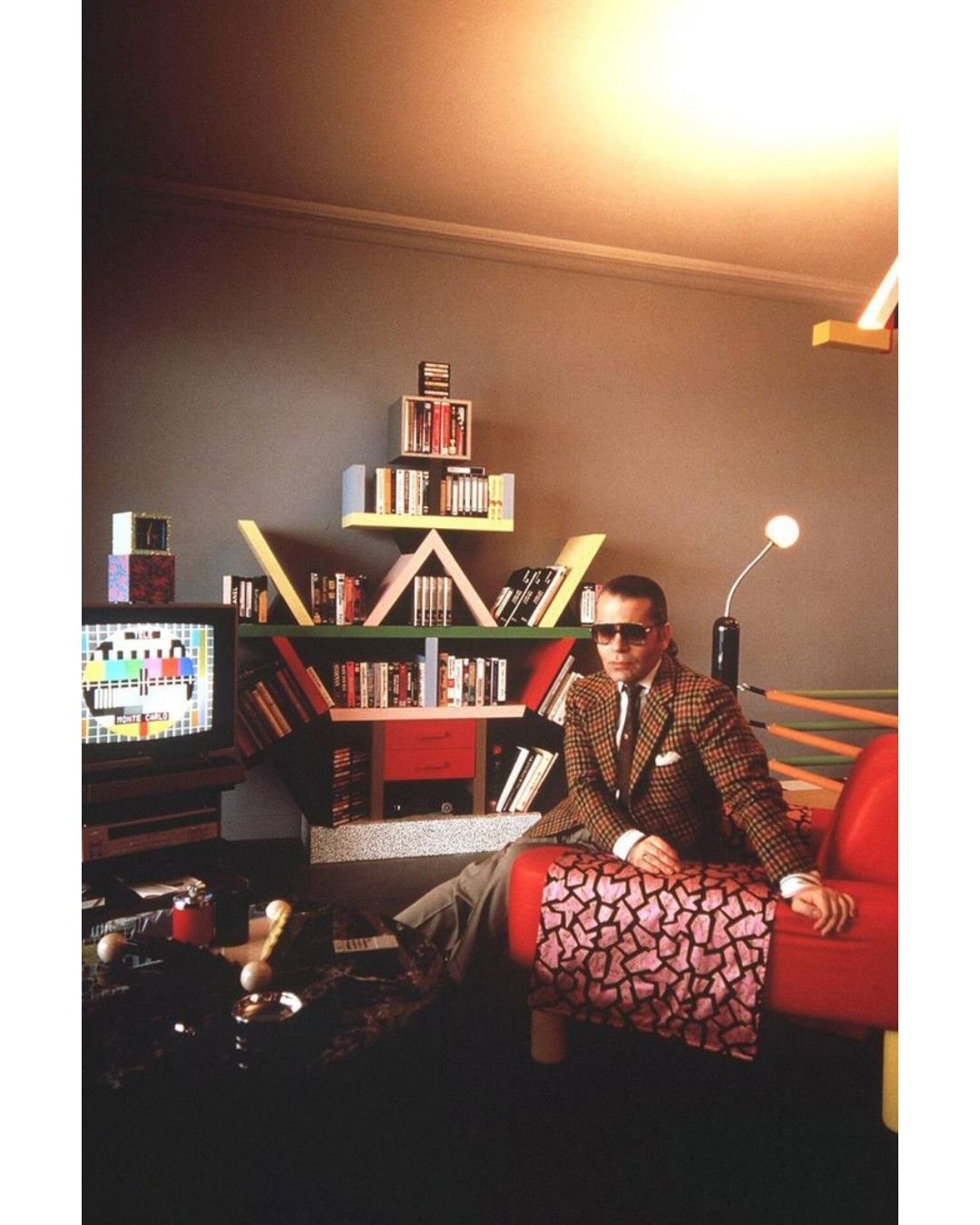 Ettore Sottsass was a creative polymath&mdash;painter, architect, industrial designer, jewelry creator, and ceramicist. His legendary "Carlton" bookcase, famously seen in Karl Lagerfeld&rsquo;s bold Memphis-styled Monaco apartment, epitomiz