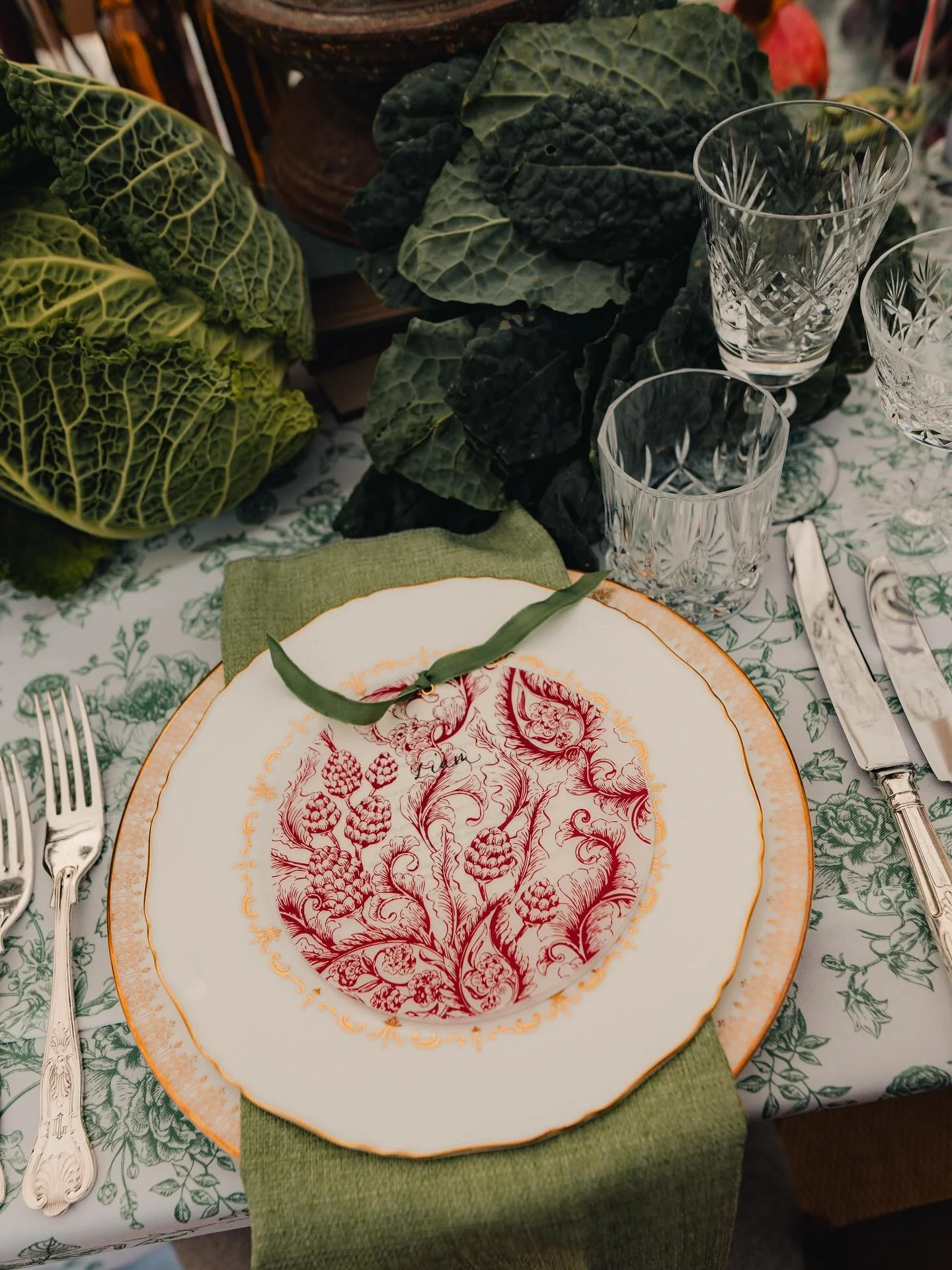 Bookings are open for 2026 💌 

Schedule your complimentary consultation with our founder to discuss your vision, style and desires. 

We only take on a limited number of weddings and events each year, to give you the time, care and attention your ev
