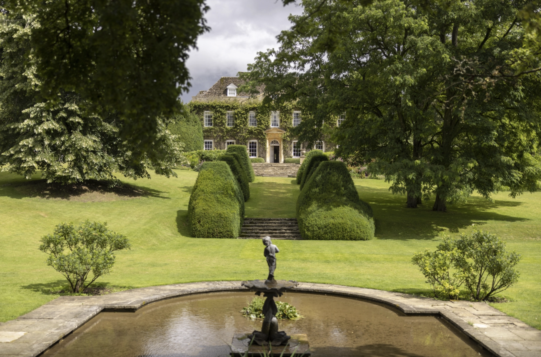 Cornwell Manor Wedding Planner