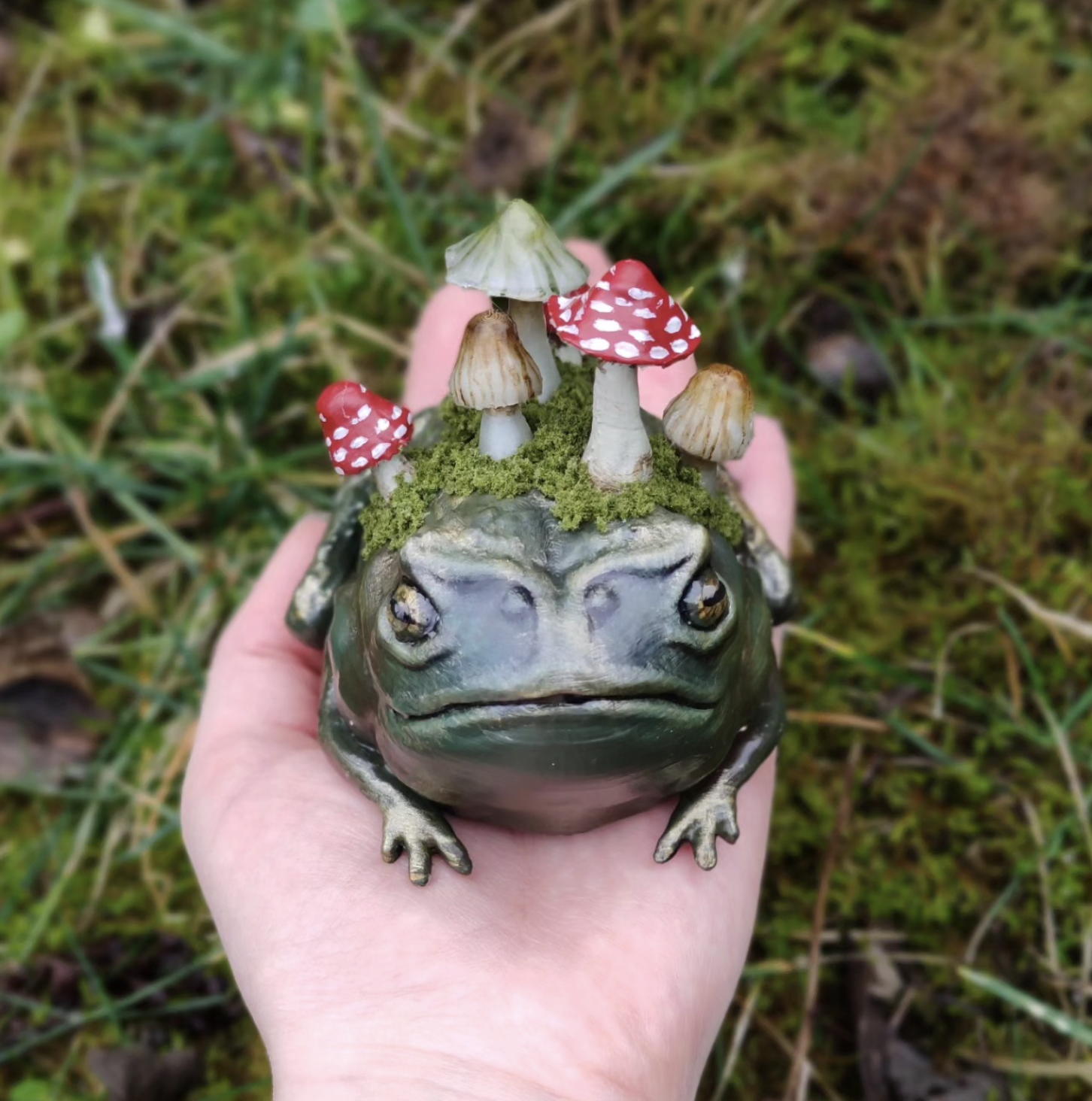 Copyright-pixiespiritifest-standhouders-willowmaidens.garden-1.png
