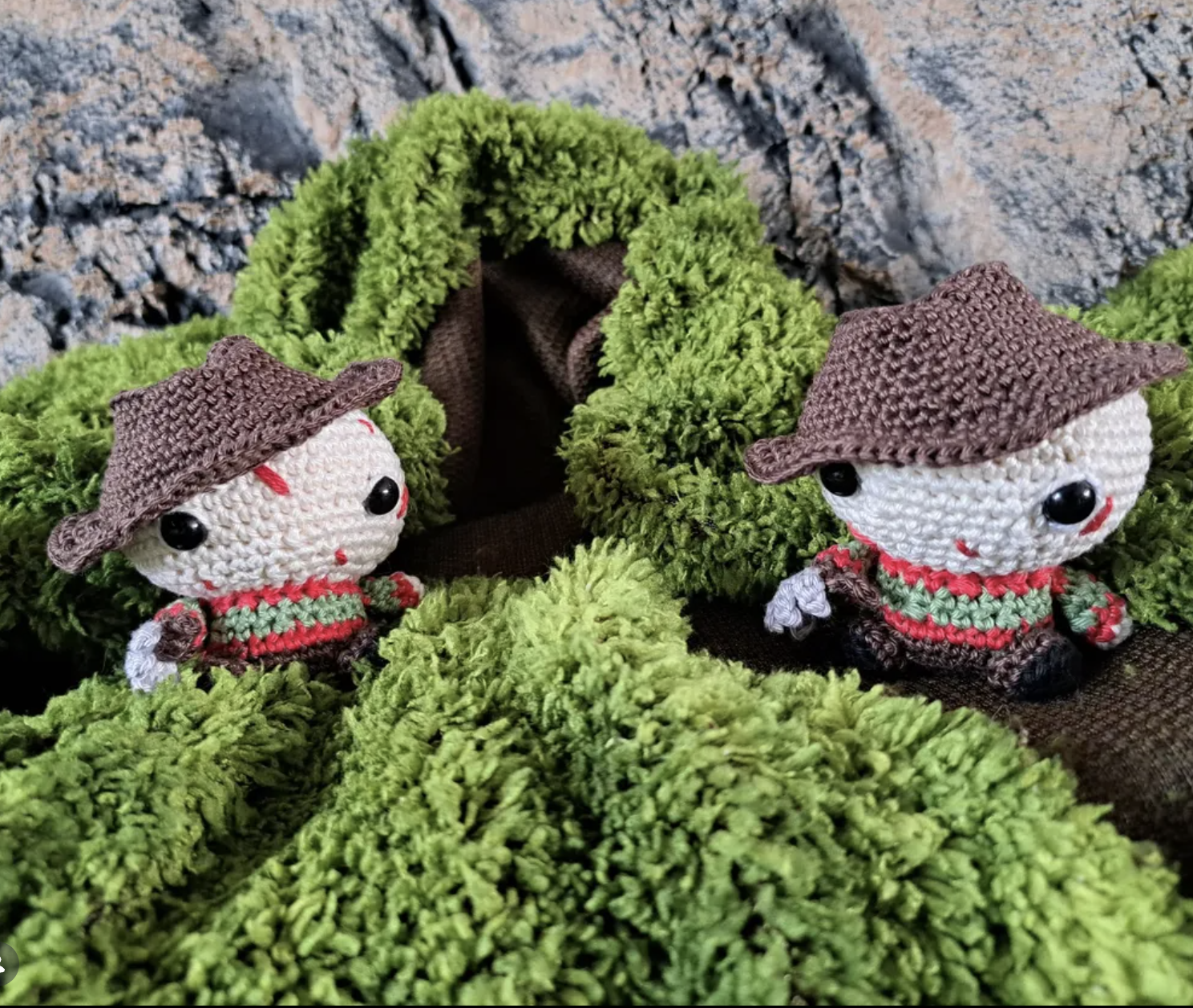 Copyright-pixiespiritfest-standhouders-morganas-yarn-craft-4.png