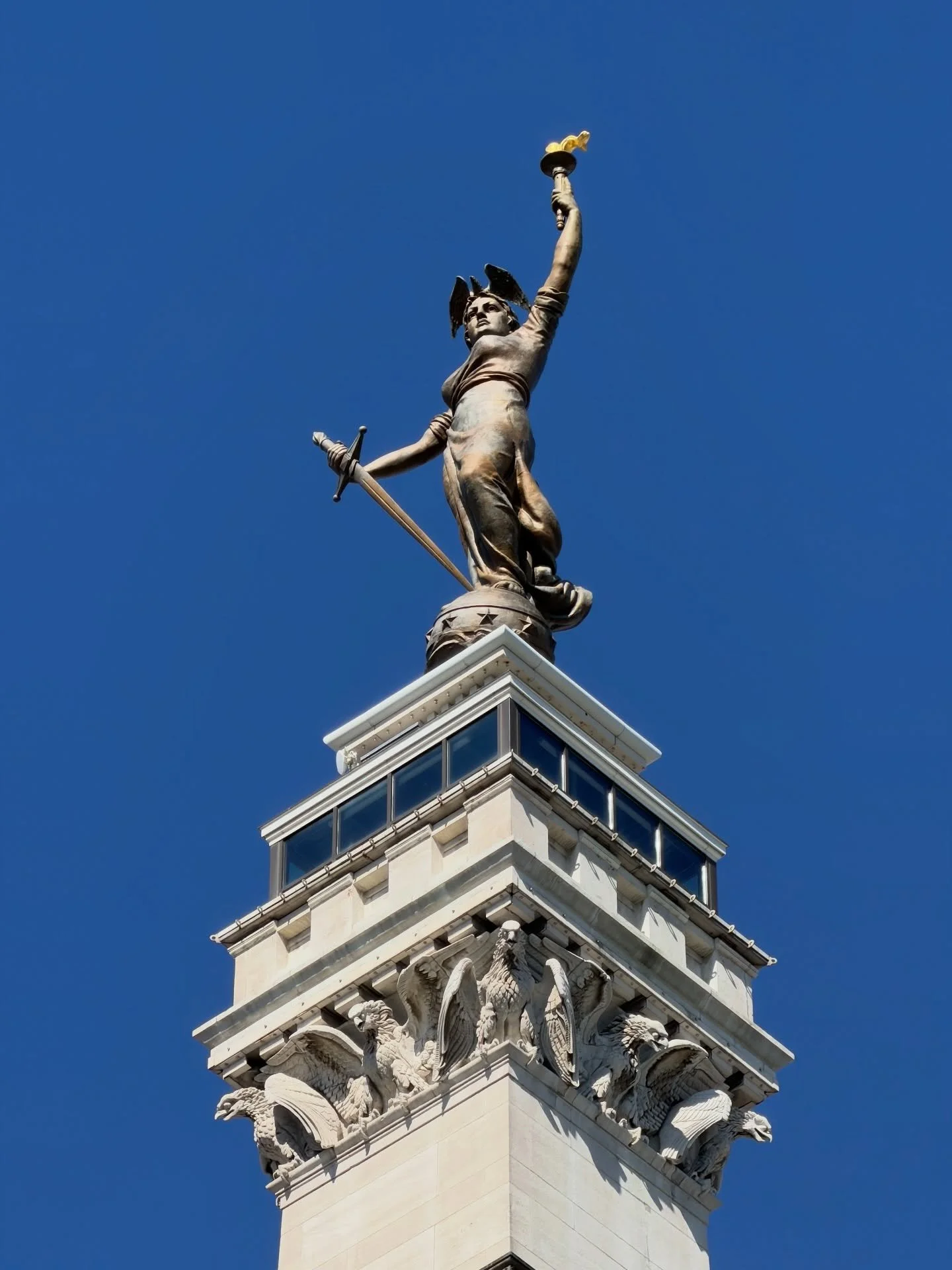 Thought Victory looked amazing today in front of the vivid blue sky. #indy #indianapolis #unedited #iphonephotography