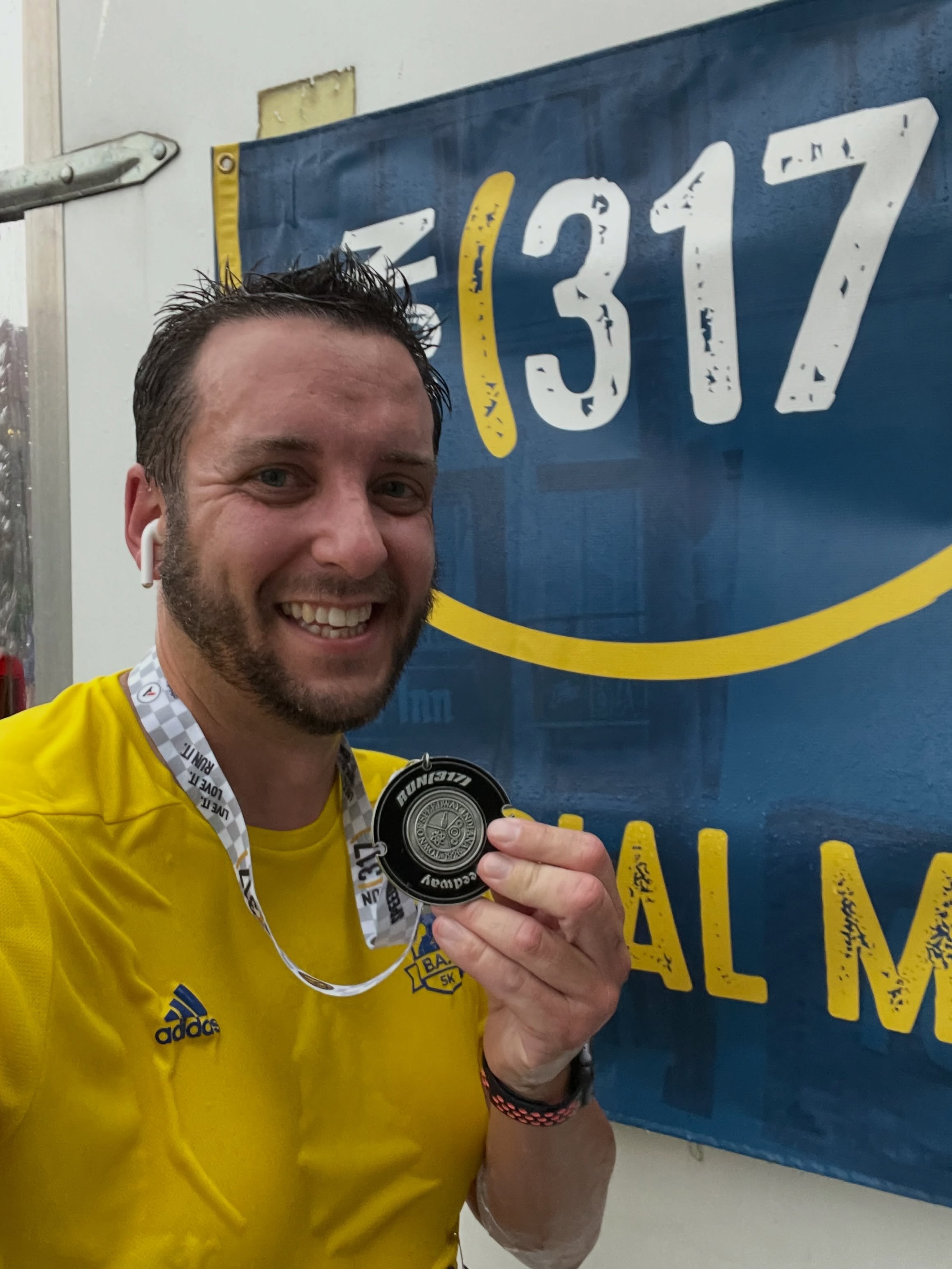 What started as a way to get off my couch has turned into learning who I am after losing my wife to cancer. I am thousands of miles ahead of 2019 Alex thanks to running. Happy #globalrunningday ! Here&rsquo;s to celebrating many more finish lines!