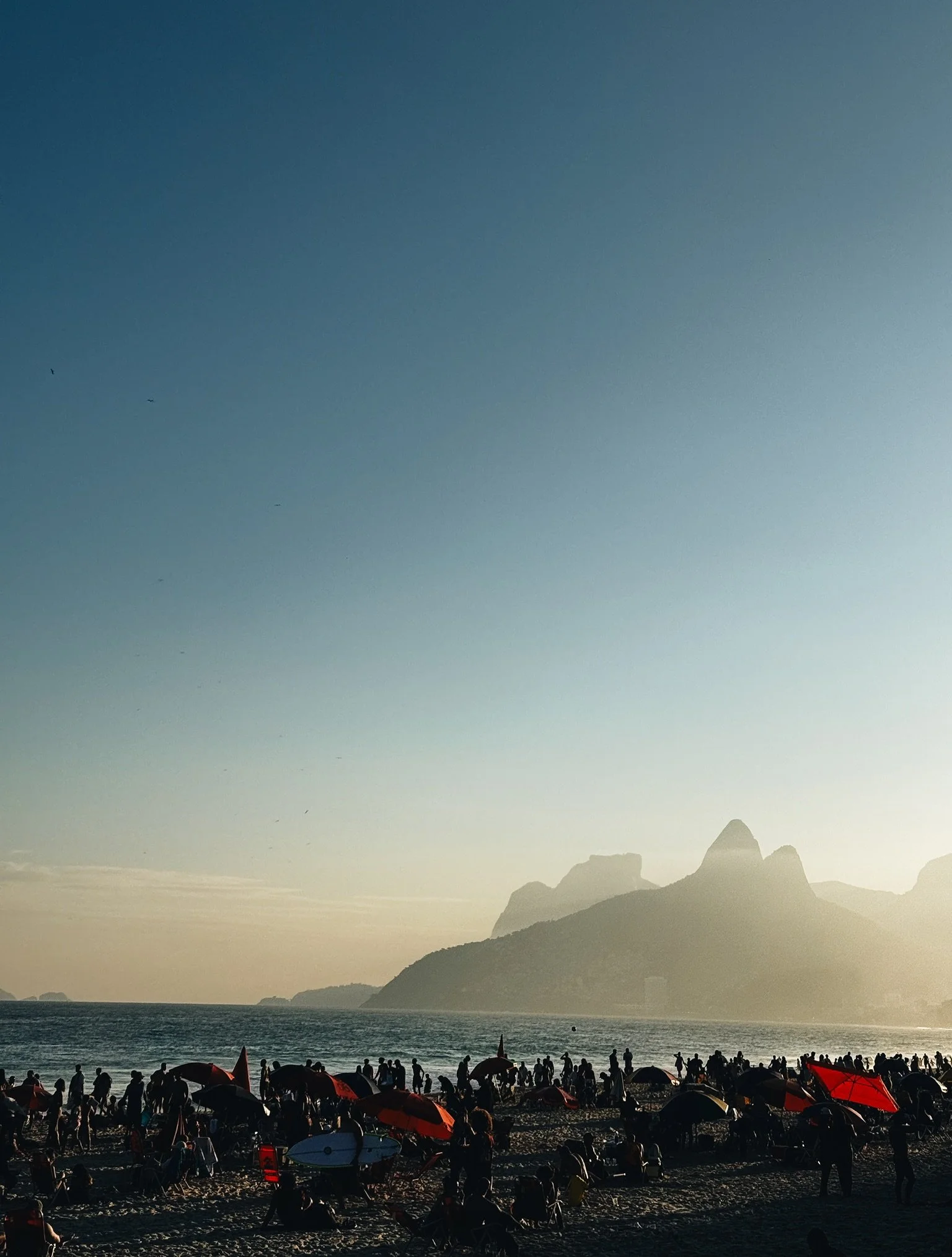 &bdquo;Fa&ccedil;a chuva ou fa&ccedil;a sol&ldquo; - ob Regen oder Sonnenschein - egal was passiert, es wird stattfinden. Mein Mann ist ein Meister im Finden von brasilianischen Sprichw&ouml;rtern und ich versuche ihn seit Jahren zu einem kleinen Buc