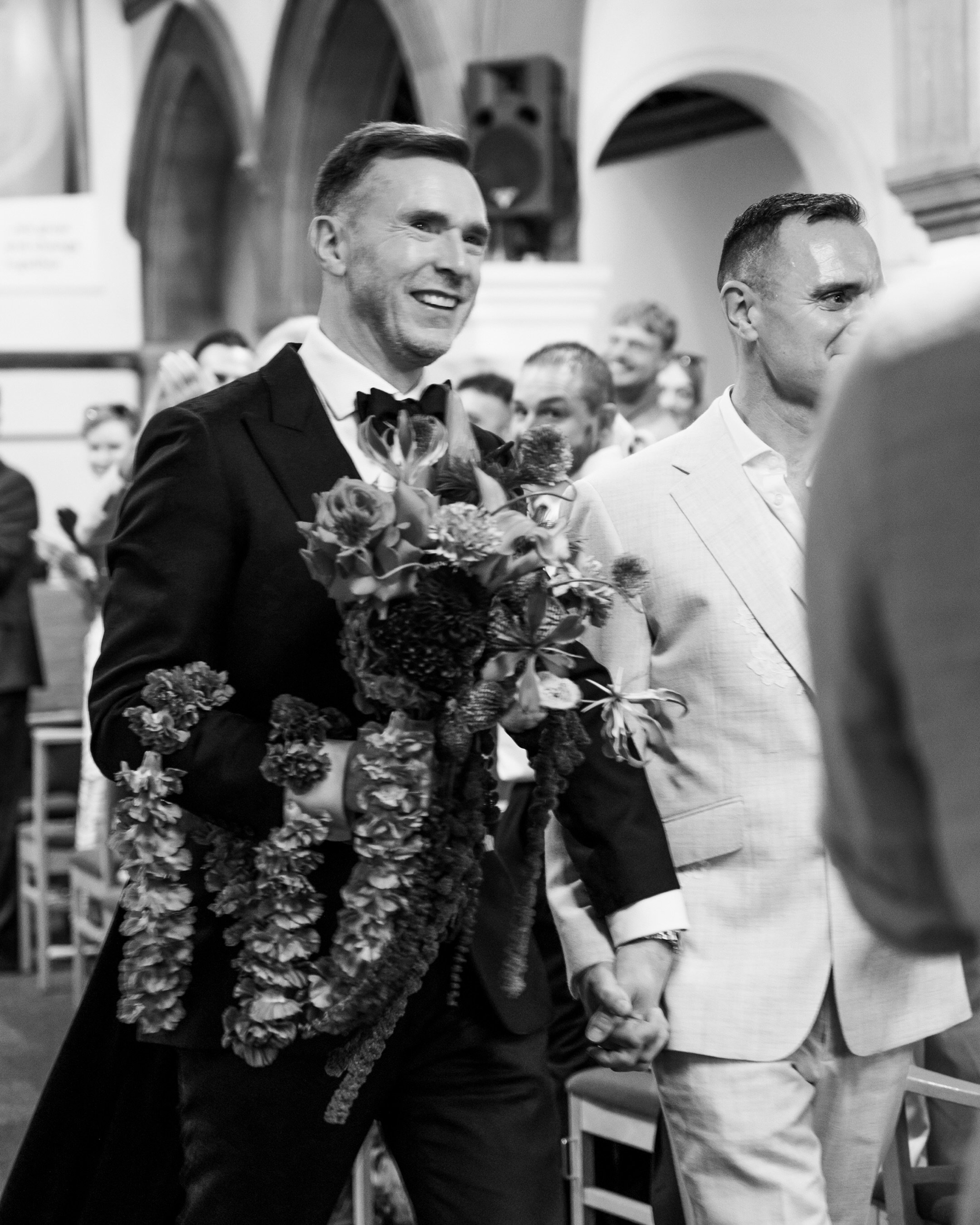 THE KARL&rsquo;S BY KNOT &amp; CO - GALLERY EDITION ❤️
Because one reel simply wasn&rsquo;t enough for this one&hellip;

A little gallery dump from the wonderfully chaotic, completely brilliant Karl&rsquo;s wedding. 📸

There&rsquo;s something so spe