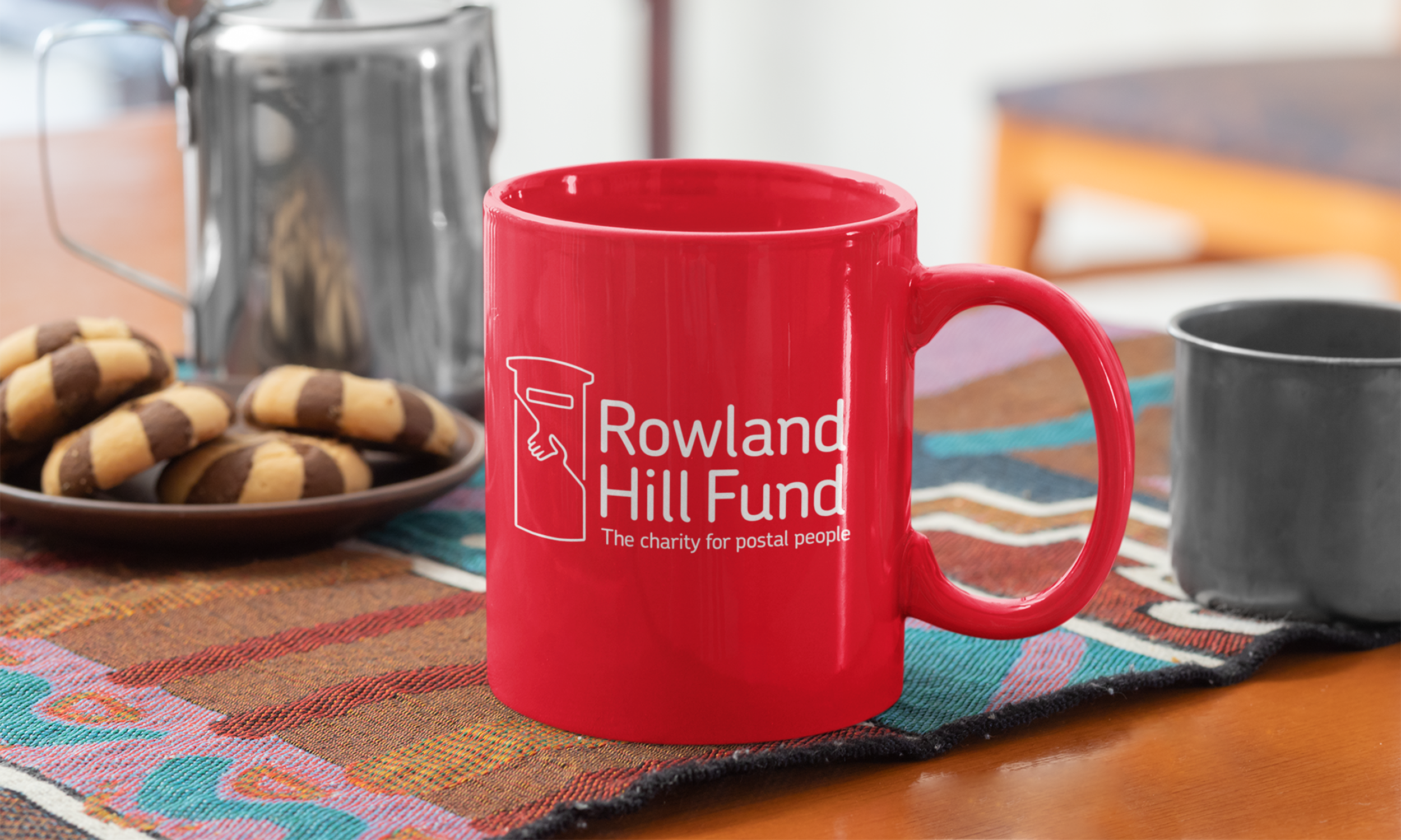 11-oz-coffee-mug-mockup-featuring-some-chocolate-cookies-33810 (6).png