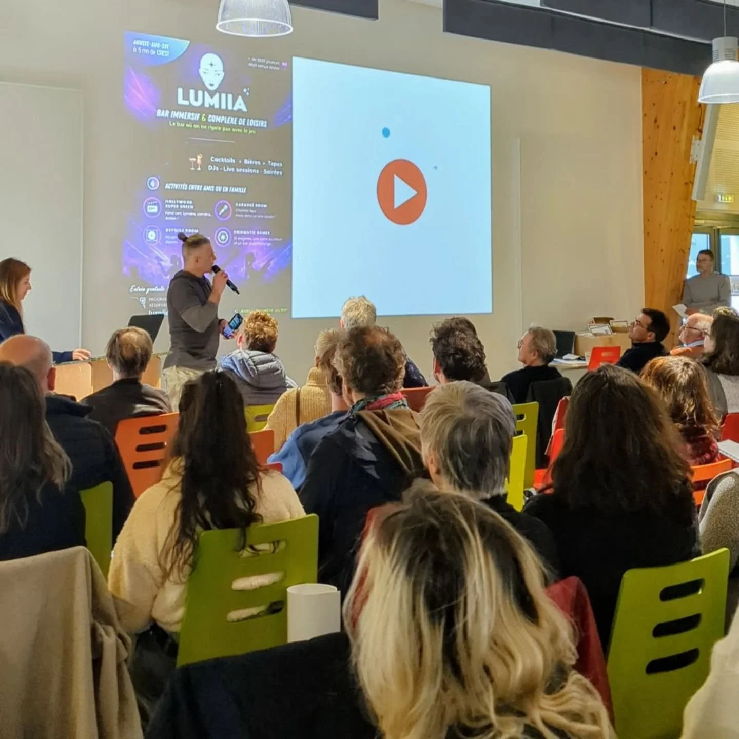 Un GRAND MERCI encore pour le  beau travail r&eacute;alis&eacute; par les offices de tourisme de la vall&eacute;e de la Dr&ocirc;me ! 

Super accueil (com' dhab') super membres du r&eacute;seau pro, et joli programme !

La saison touristique approche