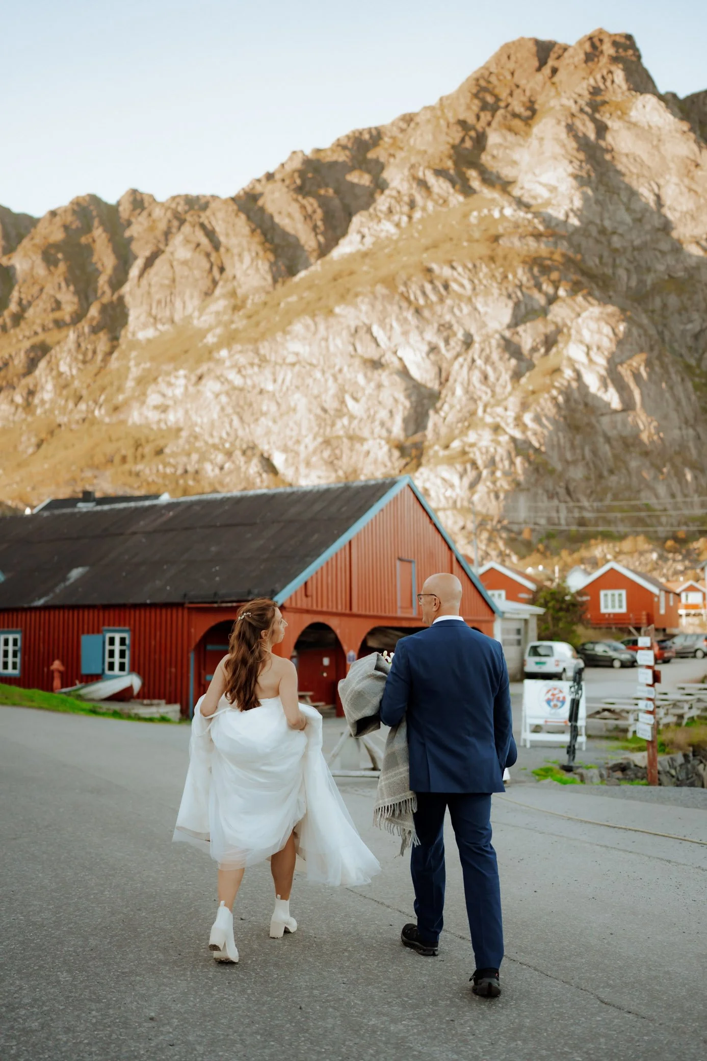 å-i-lofoten-summer-elopement-18.jpg
