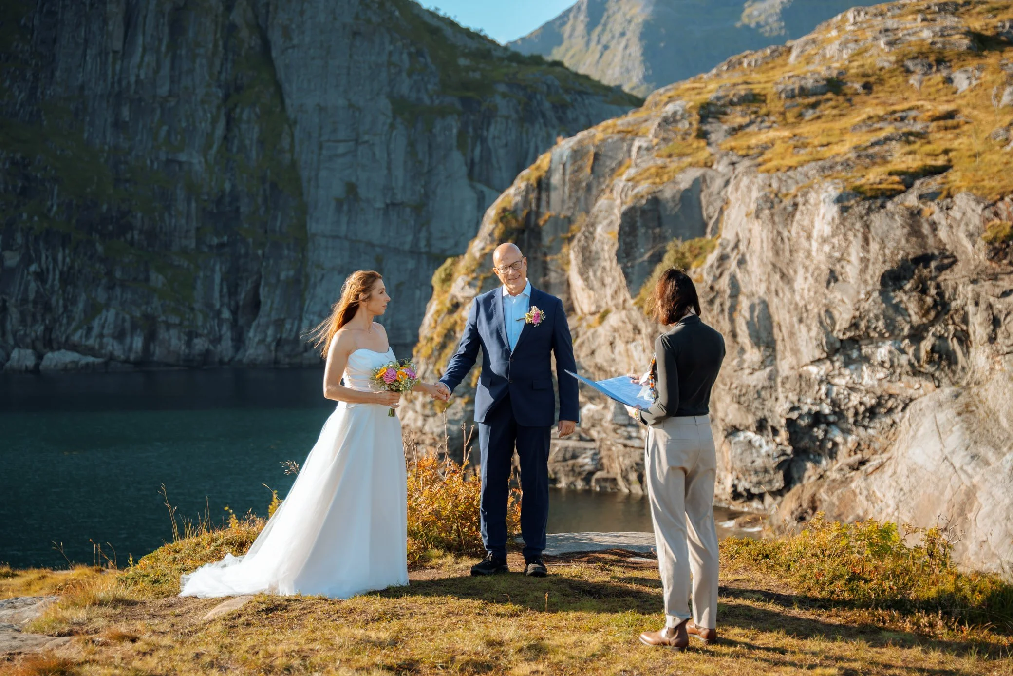 Elopement ceremony in Lofoten