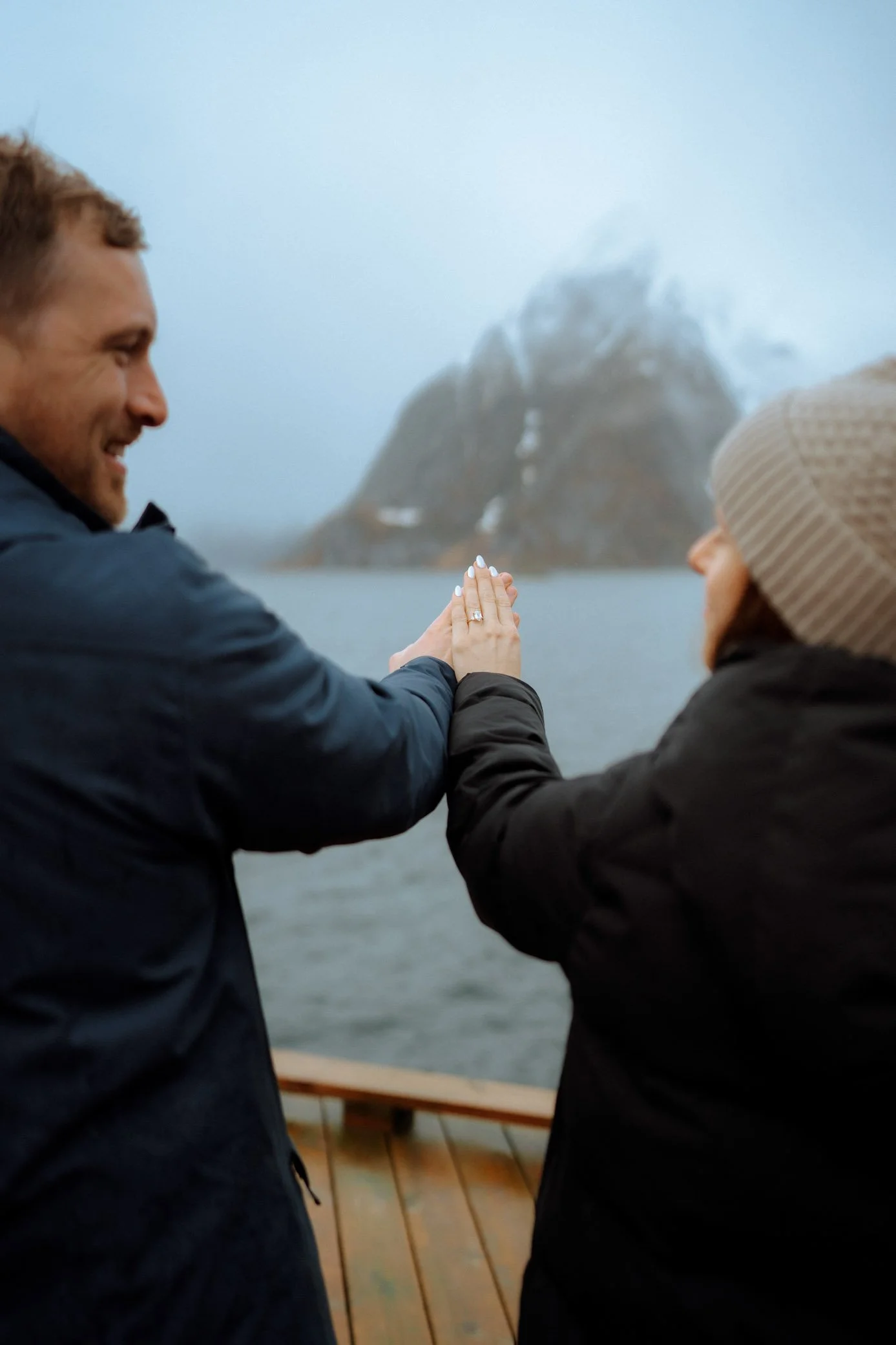 engagement-session-hamnoy-lofoten.jpg