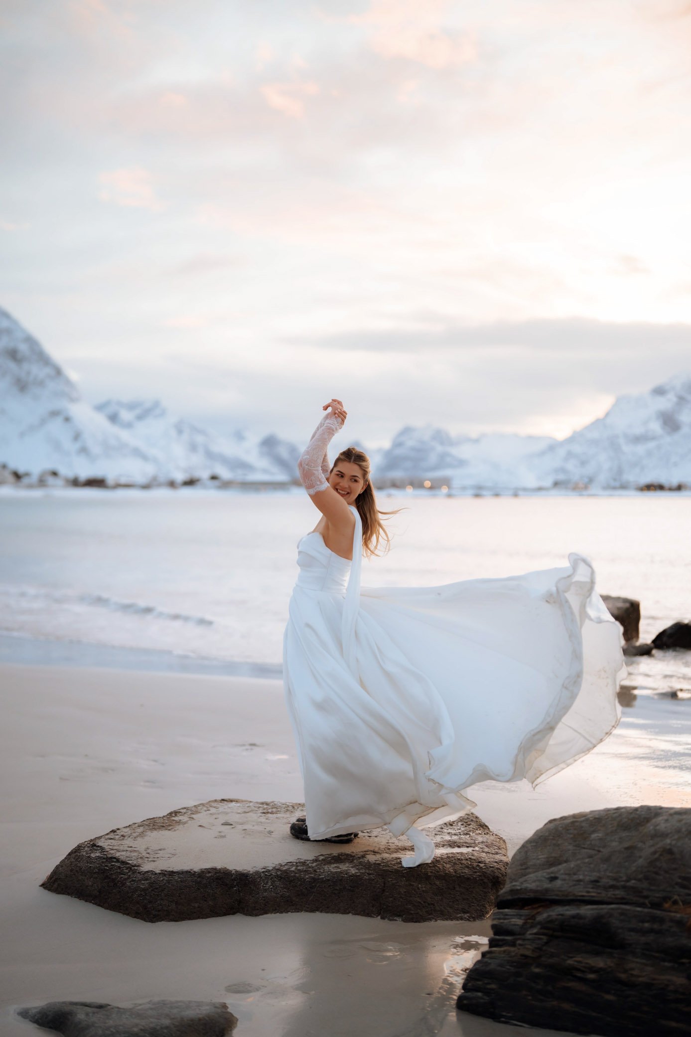 winter-elopement-northern-norway-38.jpg