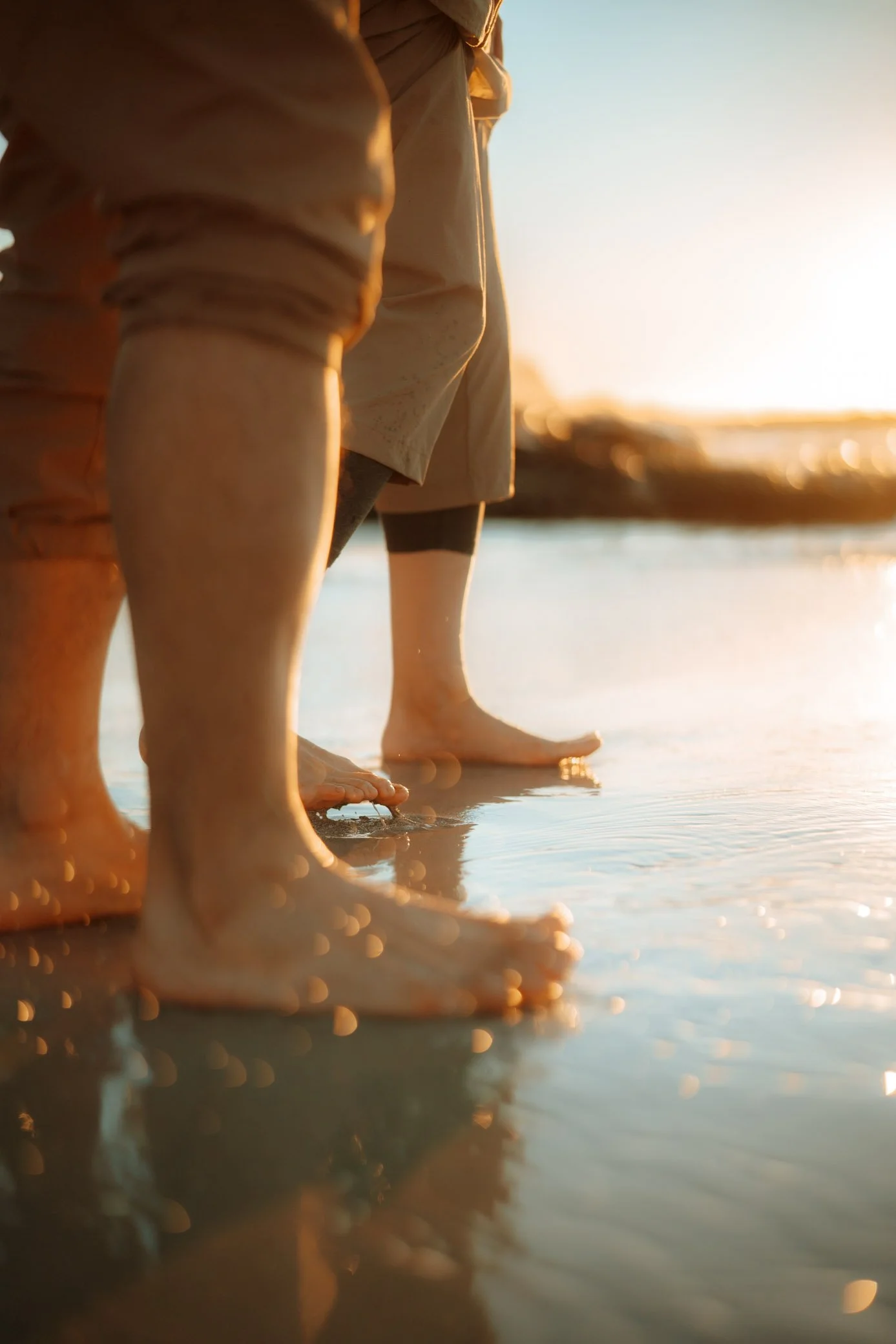 Beach-Flakstad-couple-photoshoot-12.jpg