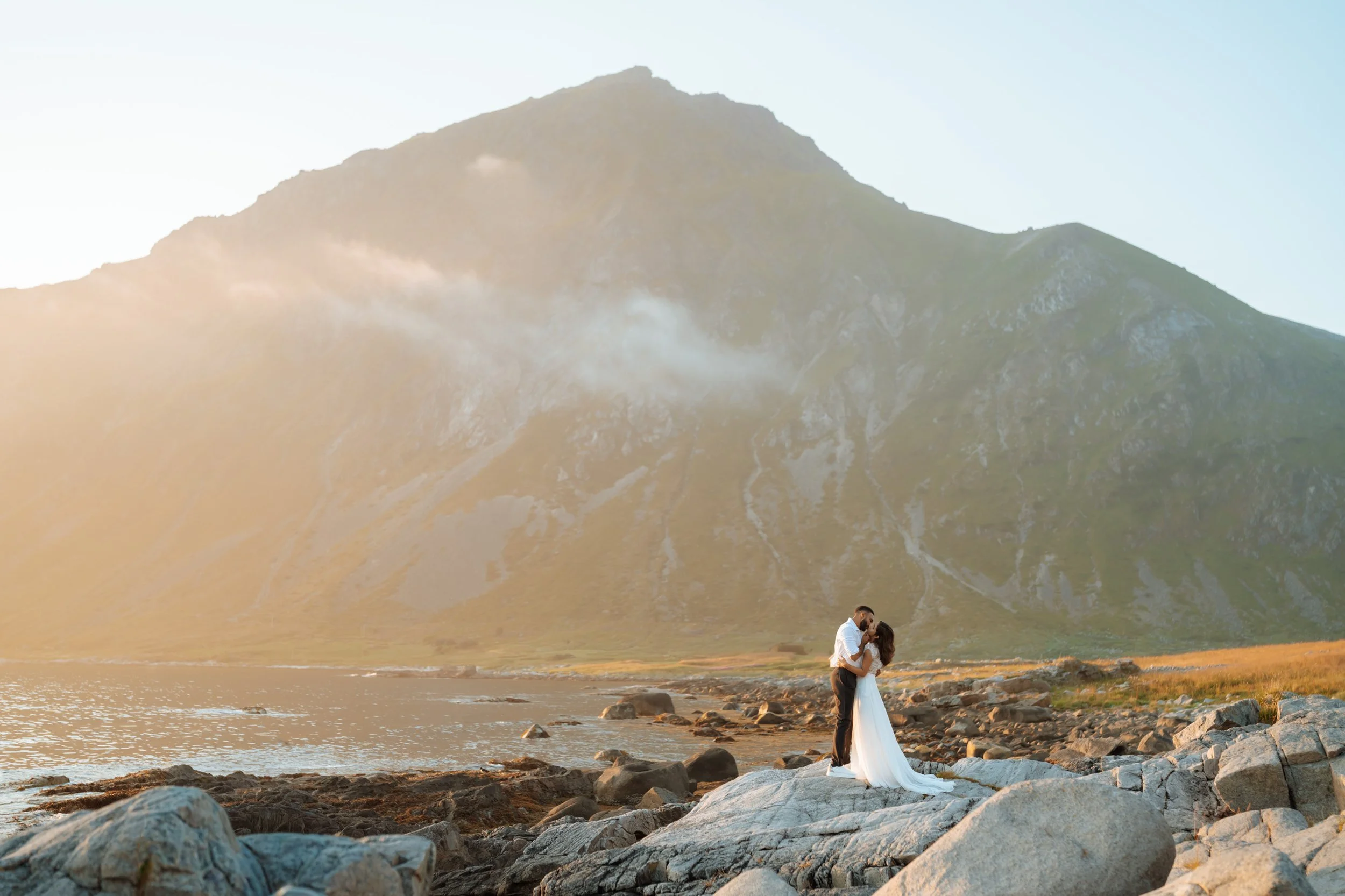 Lofoten Elopement Midnight Sun