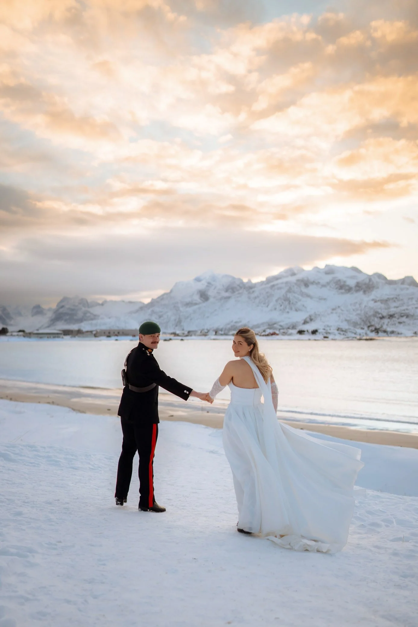 winter-elopement-northern-norway-28.jpg