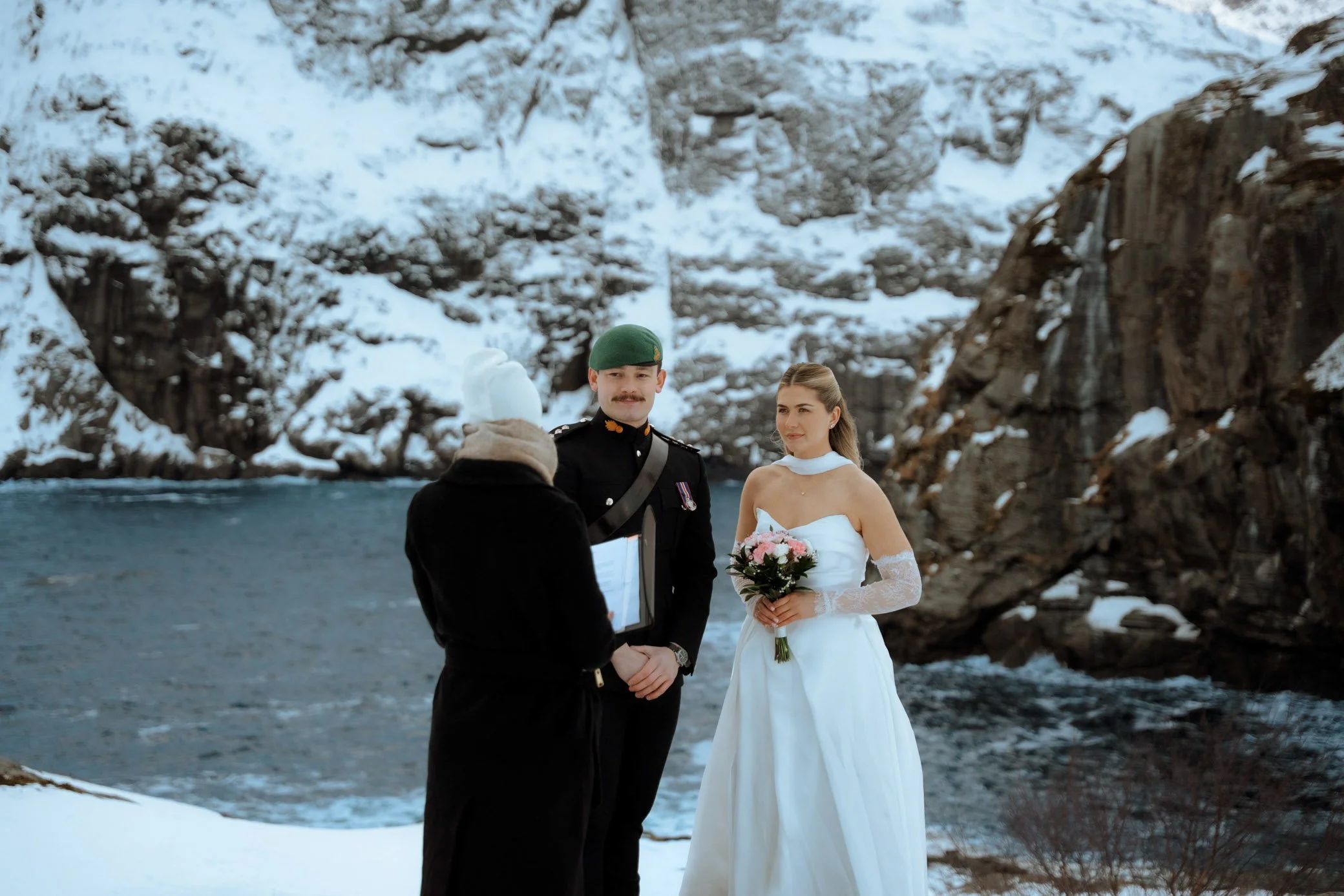 winter-elopement-northern-norway-15.jpg