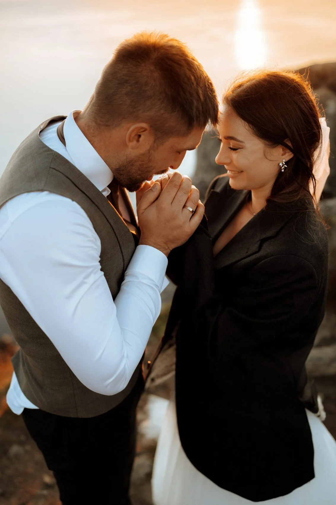 Emotional wedding moment during ceremony in Lofoten