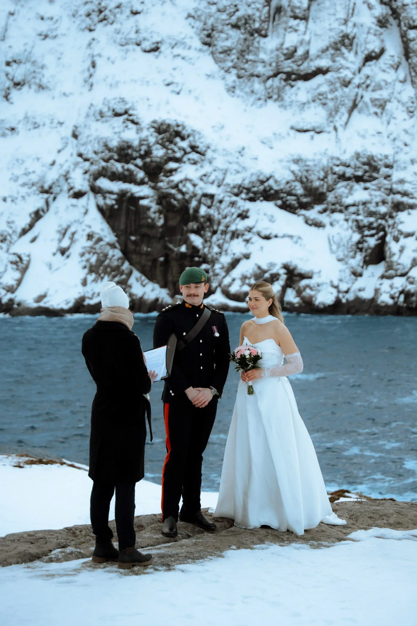 winter-elopement-northern-norway-14.jpg