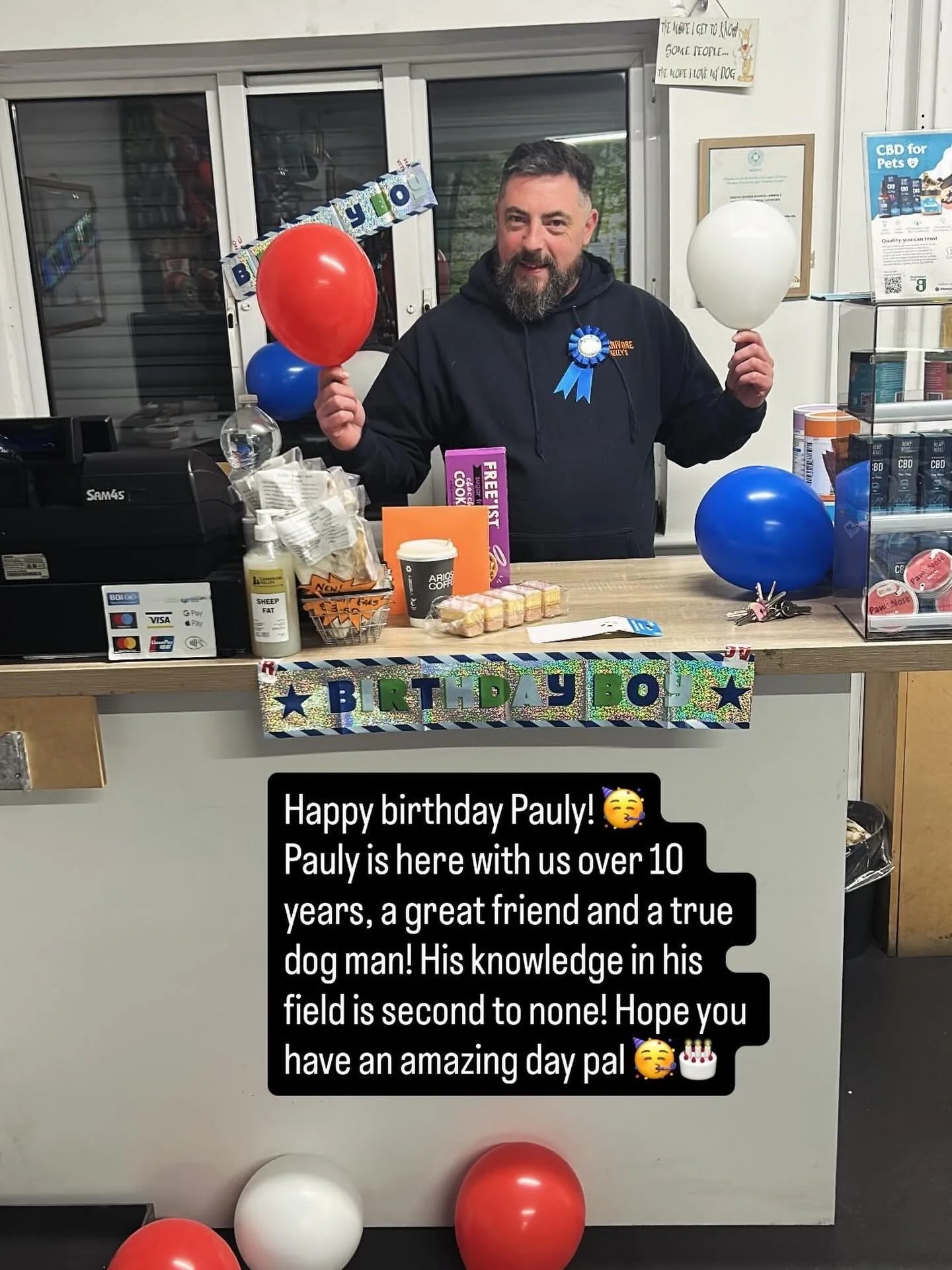 Happy Birthday Pauly!! Pauly is here with us over 10 years, a great friend and a true dog man! His knowledge in his field is second to none! Hope@you have an amazing day pal! 🎂🥳🎂🥳