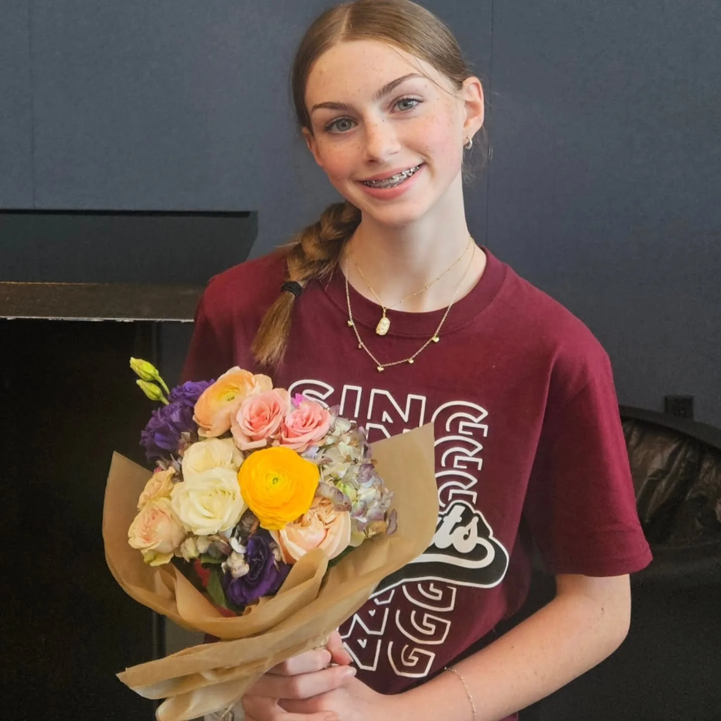 When your mom is trying to build a floral business, you don't leave the choir concert empty-handed! 🎶💐🎵🎹

#dfwflorist #shoplocal #flowerpower #bouquetsfordays