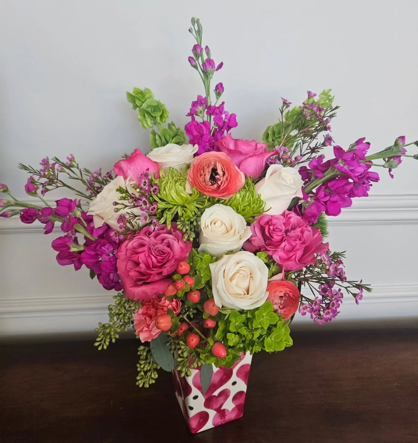 If this doesn't get you in the mood for Valentine's Day, I'm convinced nothing will!! 💘❤️💐🌸🌹 Link to order coming soon!!