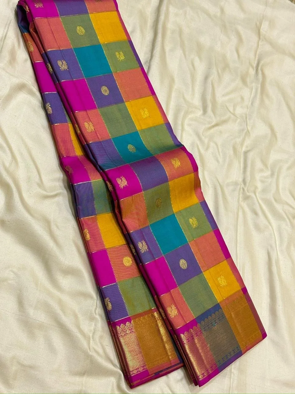 https://i.etsystatic.com/26942084/r/il/f46bd2/7218319771/il_fullxfull.7218319771_rai2.jpg