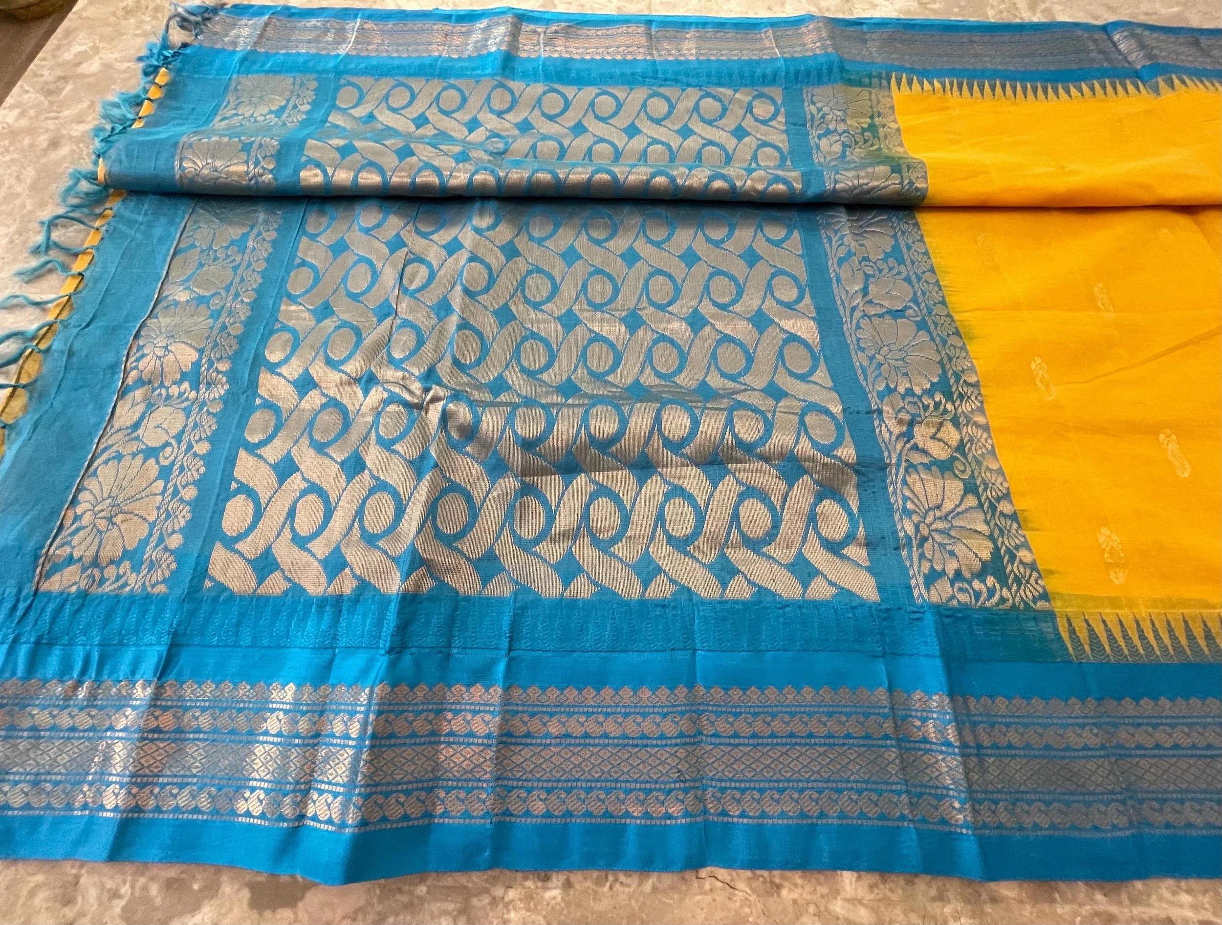 https://i.etsystatic.com/26942084/r/il/20743d/7209516579/il_fullxfull.7209516579_qfug.jpg