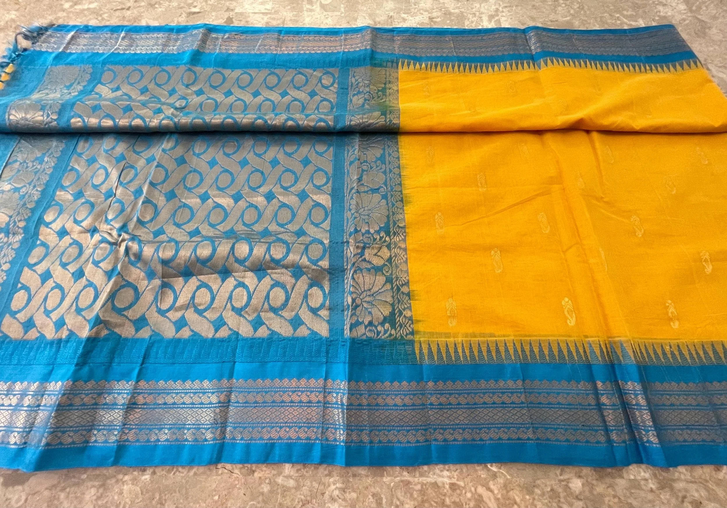 https://i.etsystatic.com/26942084/r/il/941099/7209516577/il_fullxfull.7209516577_rlt7.jpg