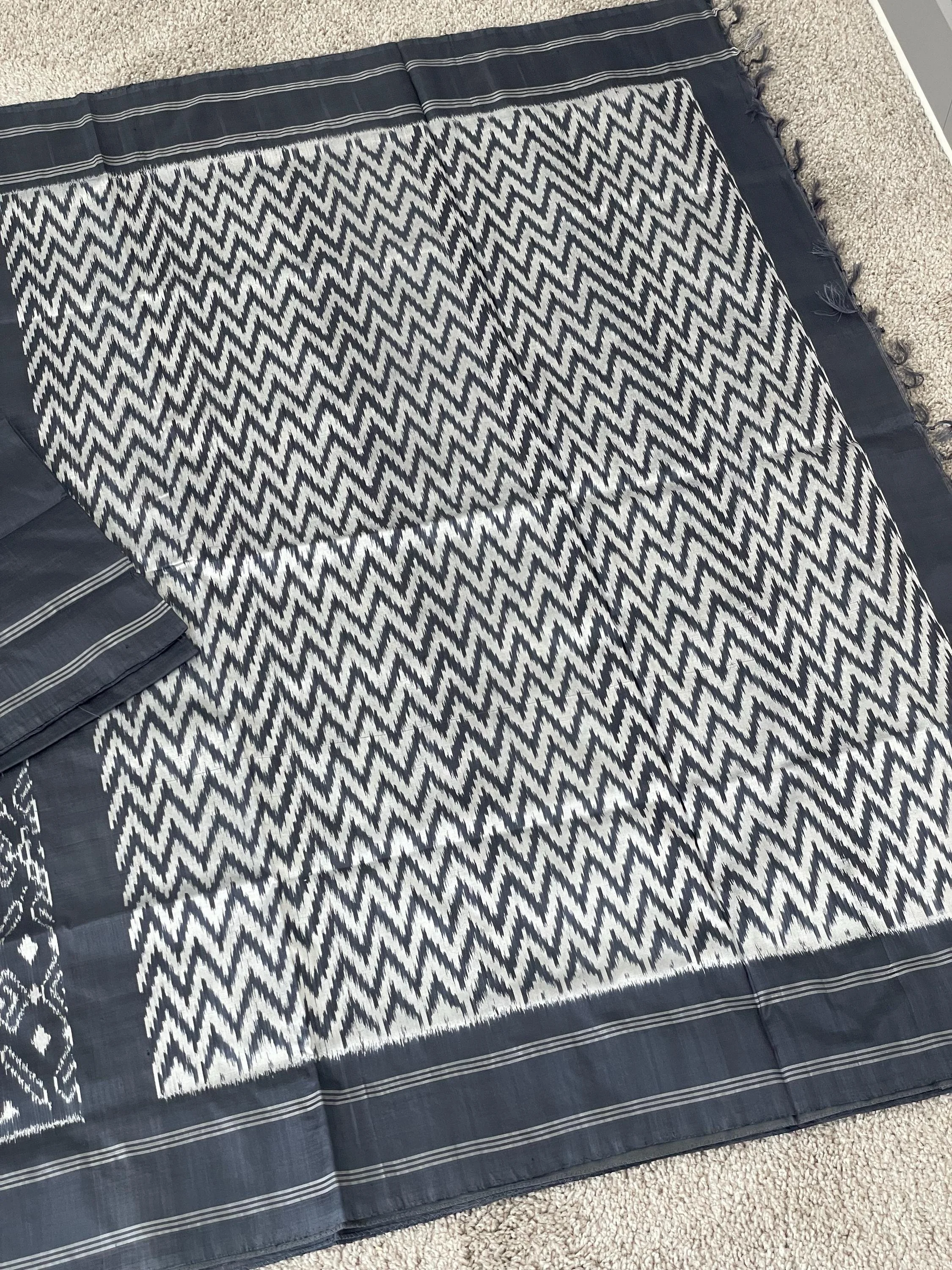 https://i.etsystatic.com/26942084/r/il/64b56f/6270947611/il_fullxfull.6270947611_7yhe.jpg
