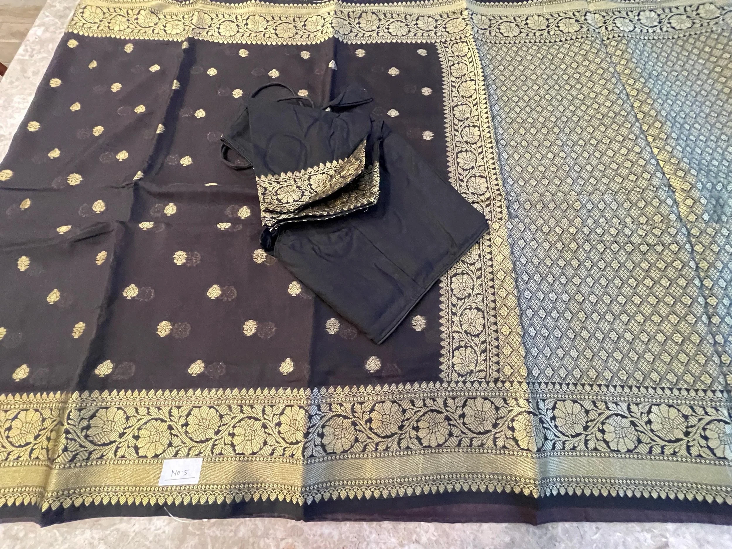 https://i.etsystatic.com/26942084/r/il/e6bfcb/6768516484/il_fullxfull.6768516484_8gux.jpg