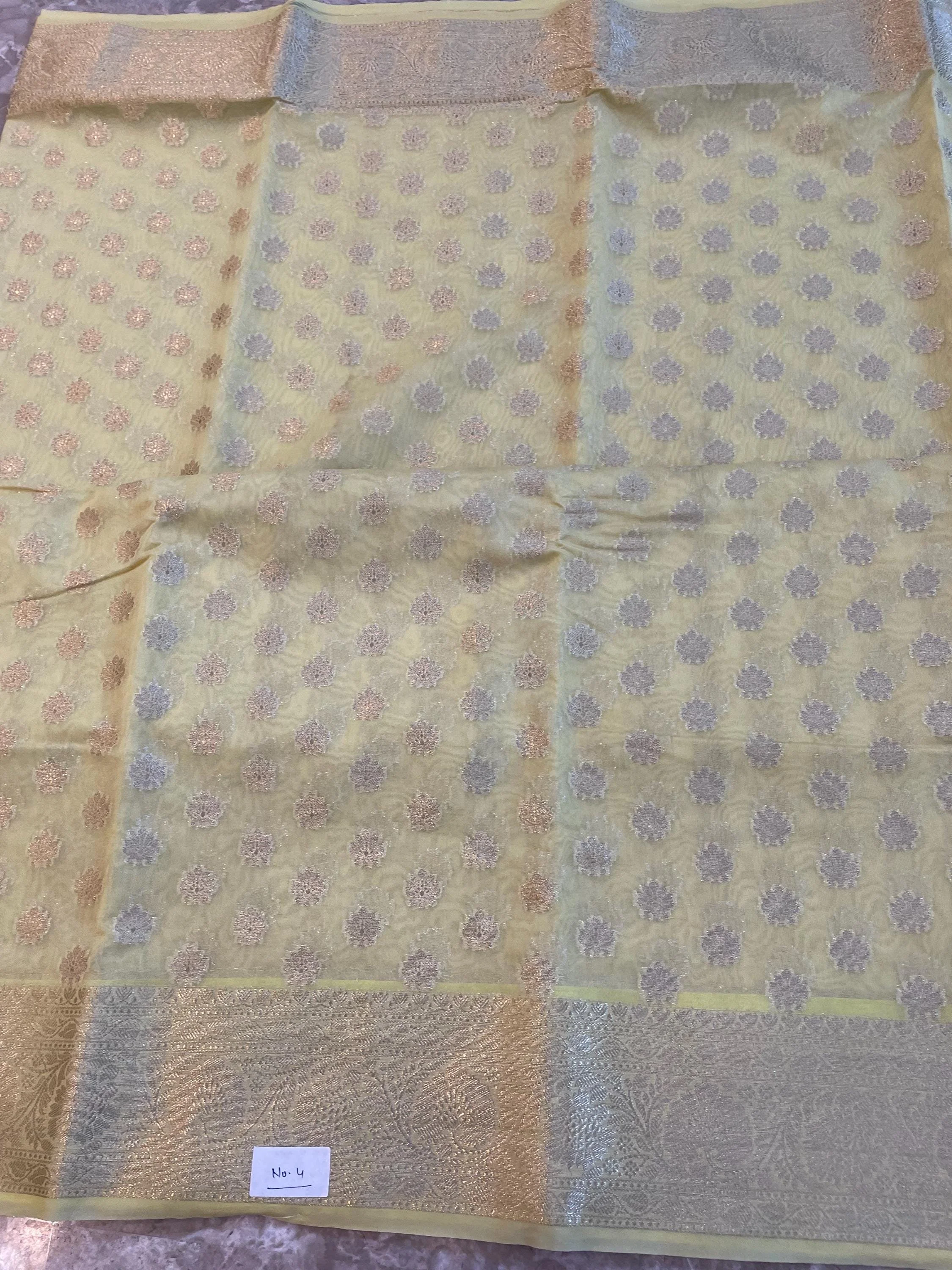 https://i.etsystatic.com/26942084/r/il/d6d539/6815640839/il_fullxfull.6815640839_t2xx.jpg