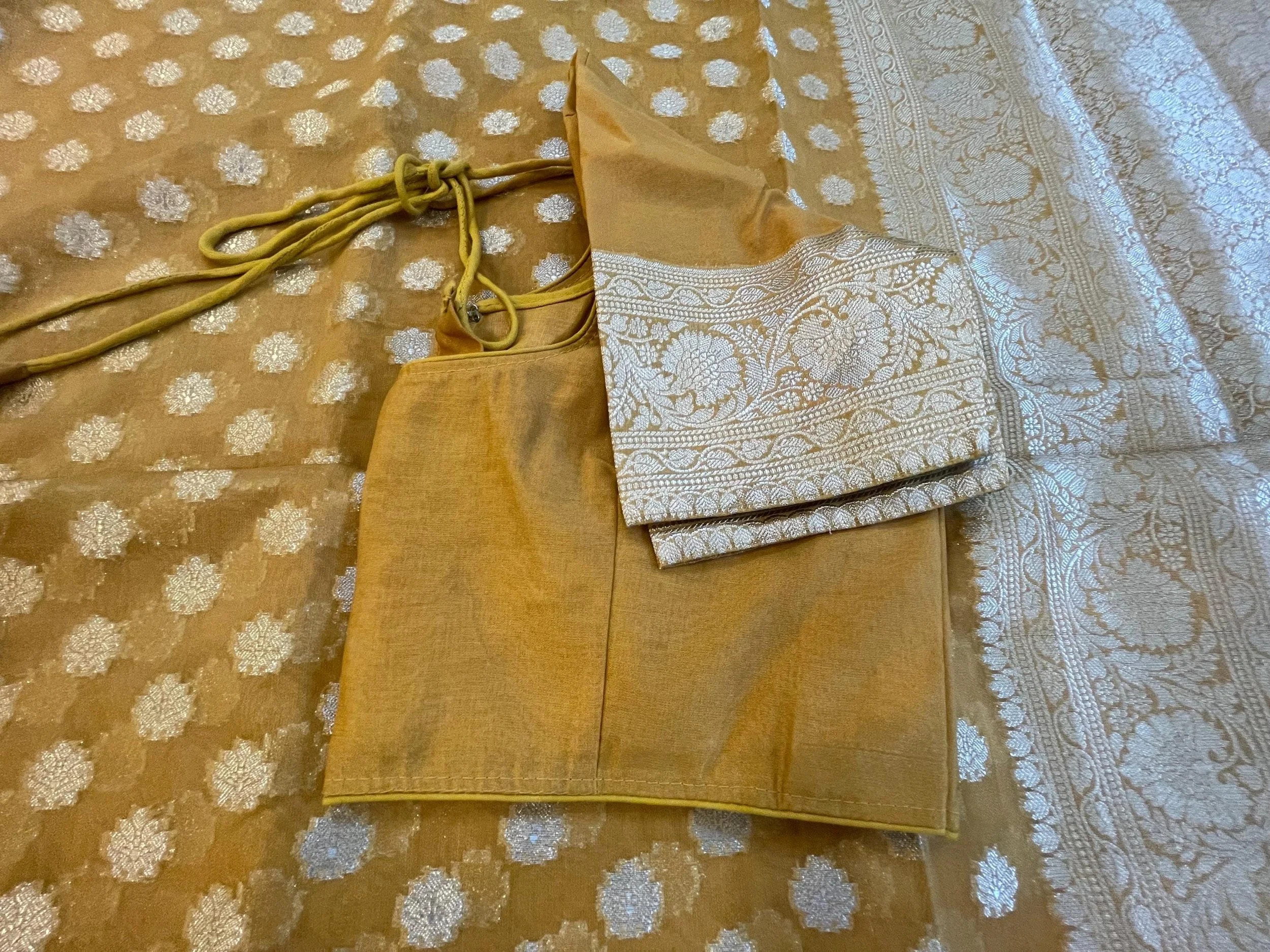 https://i.etsystatic.com/26942084/r/il/17a5d0/6767620122/il_fullxfull.6767620122_m1tj.jpg