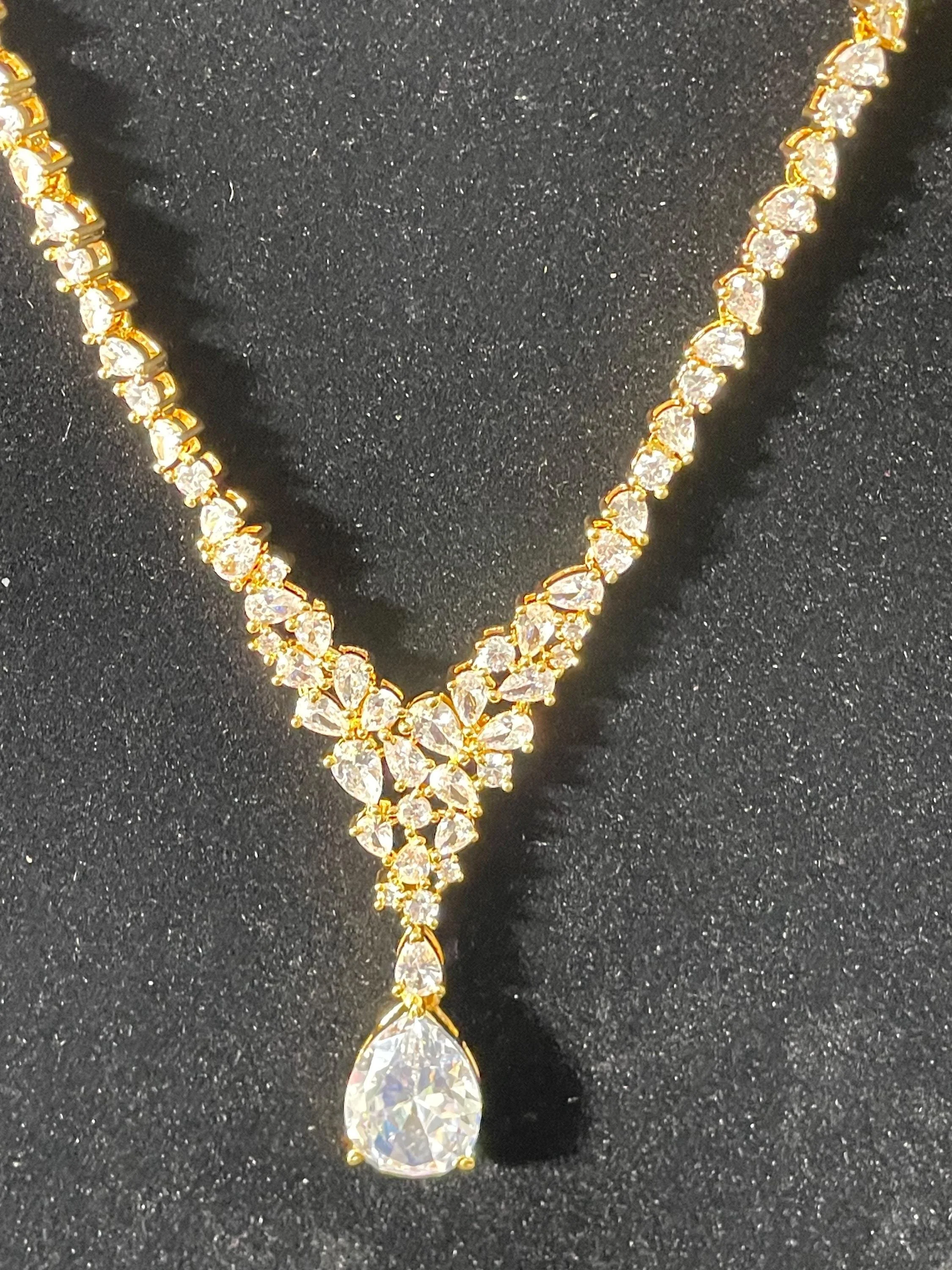 https://i.etsystatic.com/26942084/r/il/07a6e7/7014386474/il_fullxfull.7014386474_lyrl.jpg