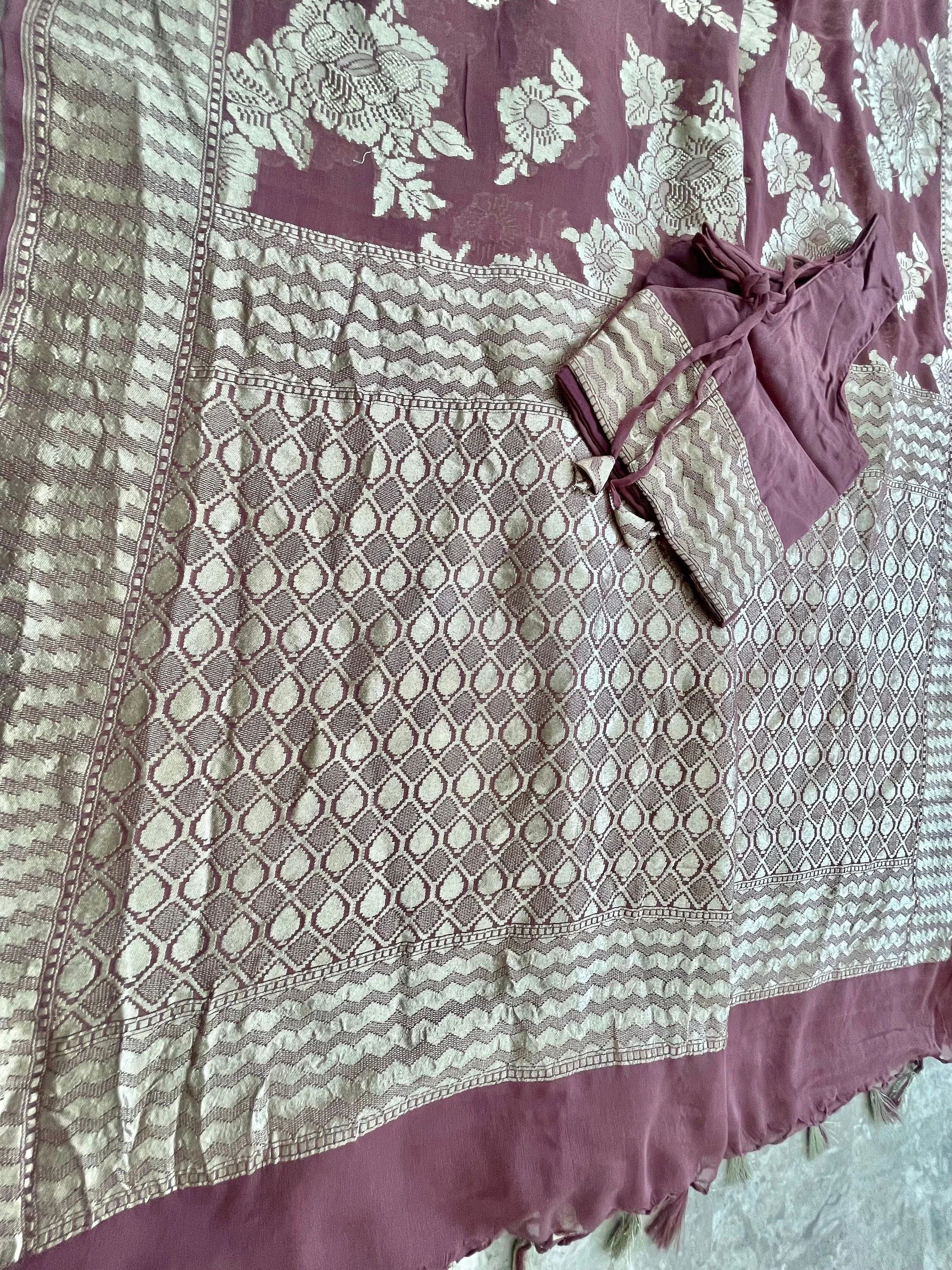 https://i.etsystatic.com/26942084/r/il/2db9b0/5369931514/il_fullxfull.5369931514_ntye.jpg