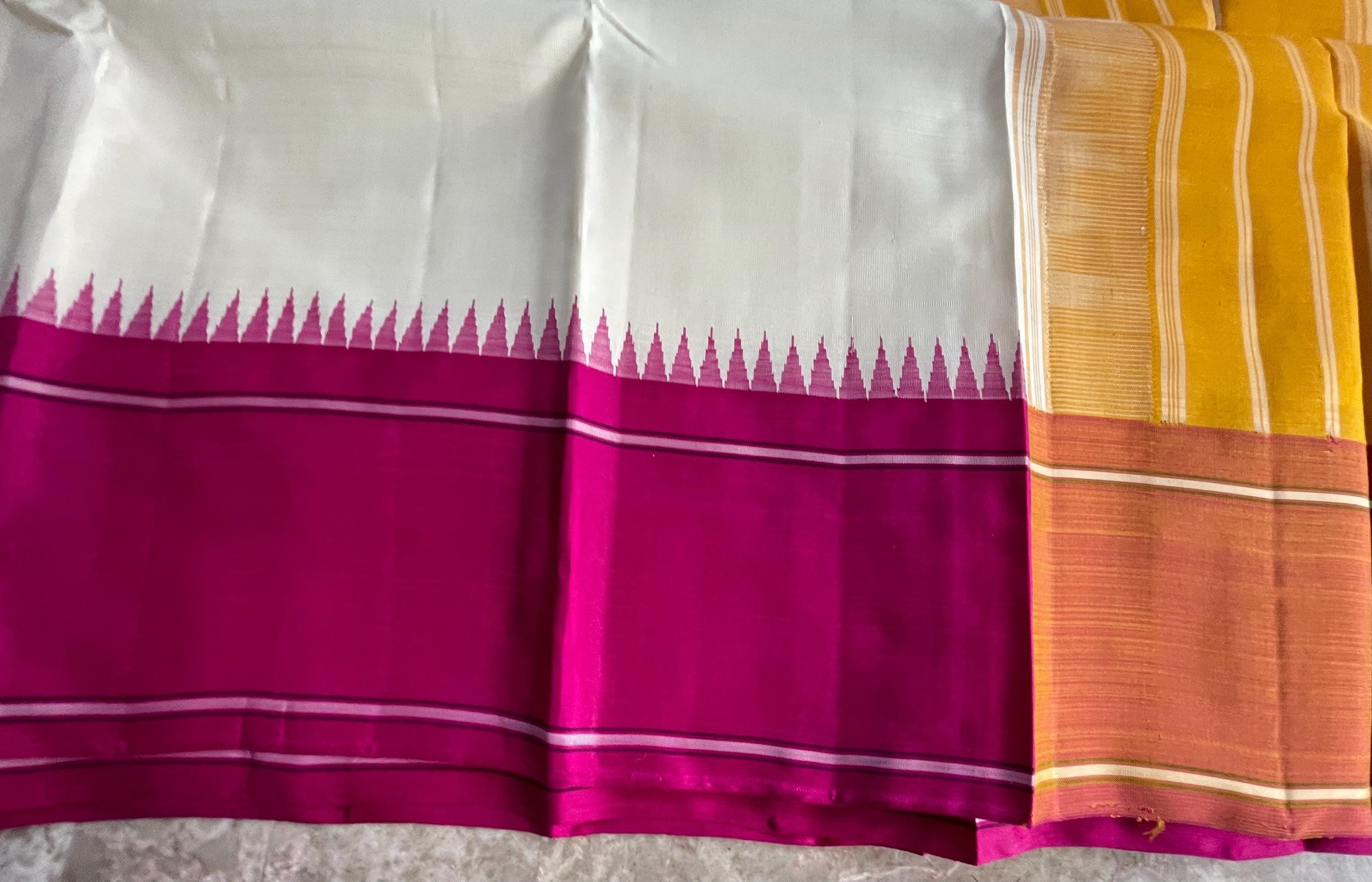 https://i.etsystatic.com/26942084/r/il/0f114e/6328538814/il_fullxfull.6328538814_rbfz.jpg
