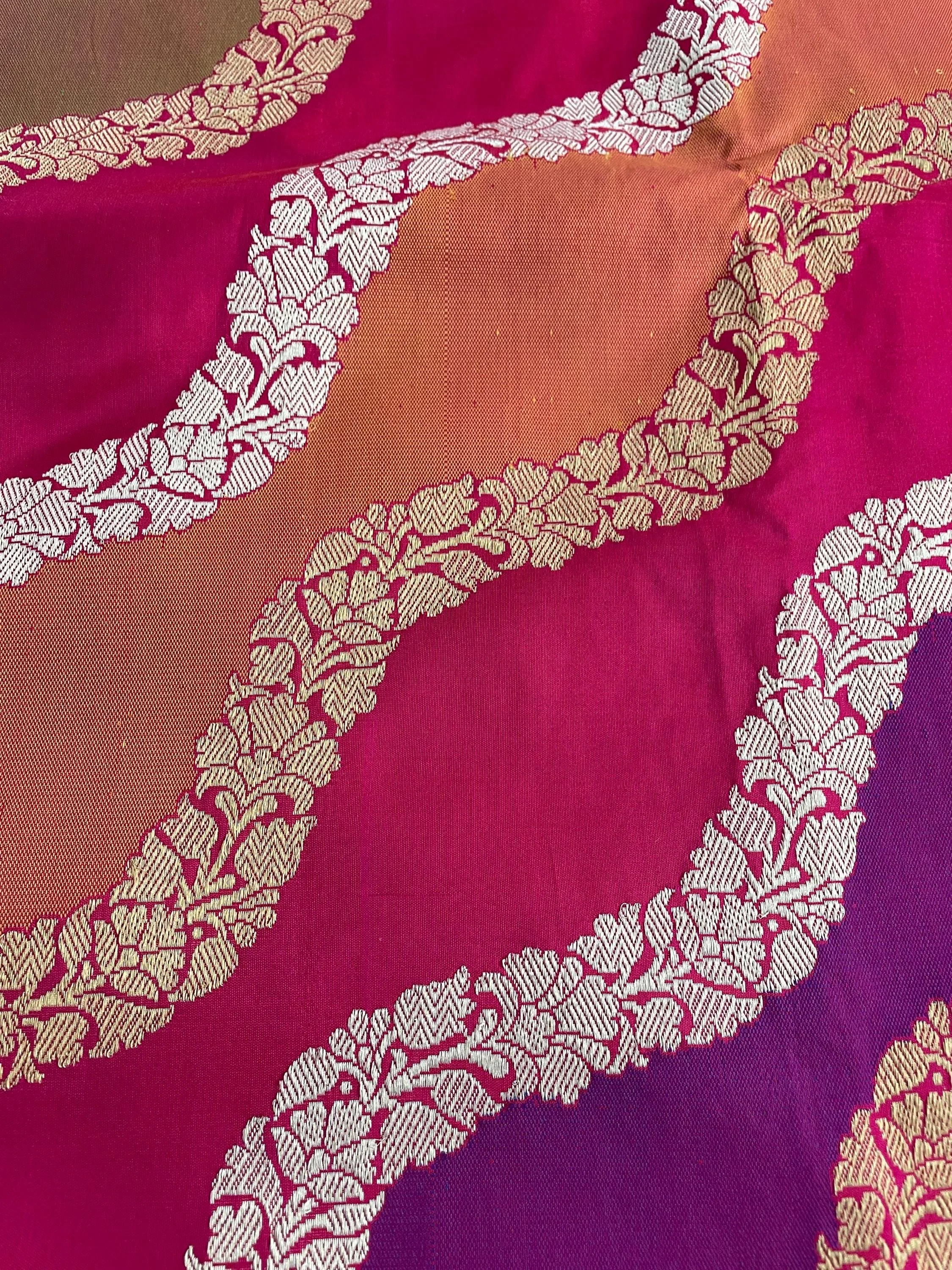 https://i.etsystatic.com/26942084/r/il/8bffb5/6318950120/il_fullxfull.6318950120_8byj.jpg