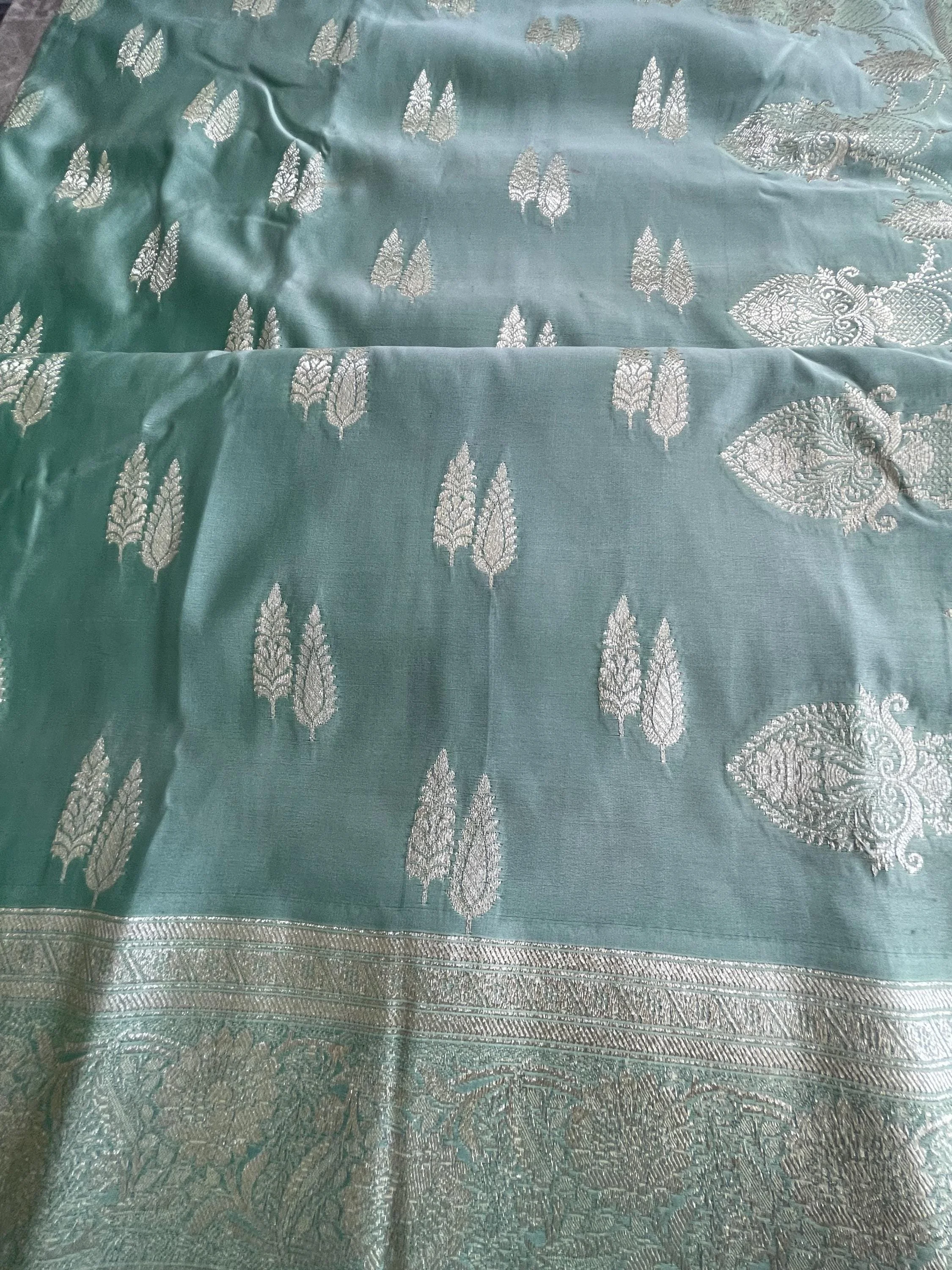 https://i.etsystatic.com/26942084/r/il/4de3b6/6362062863/il_fullxfull.6362062863_r08v.jpg
