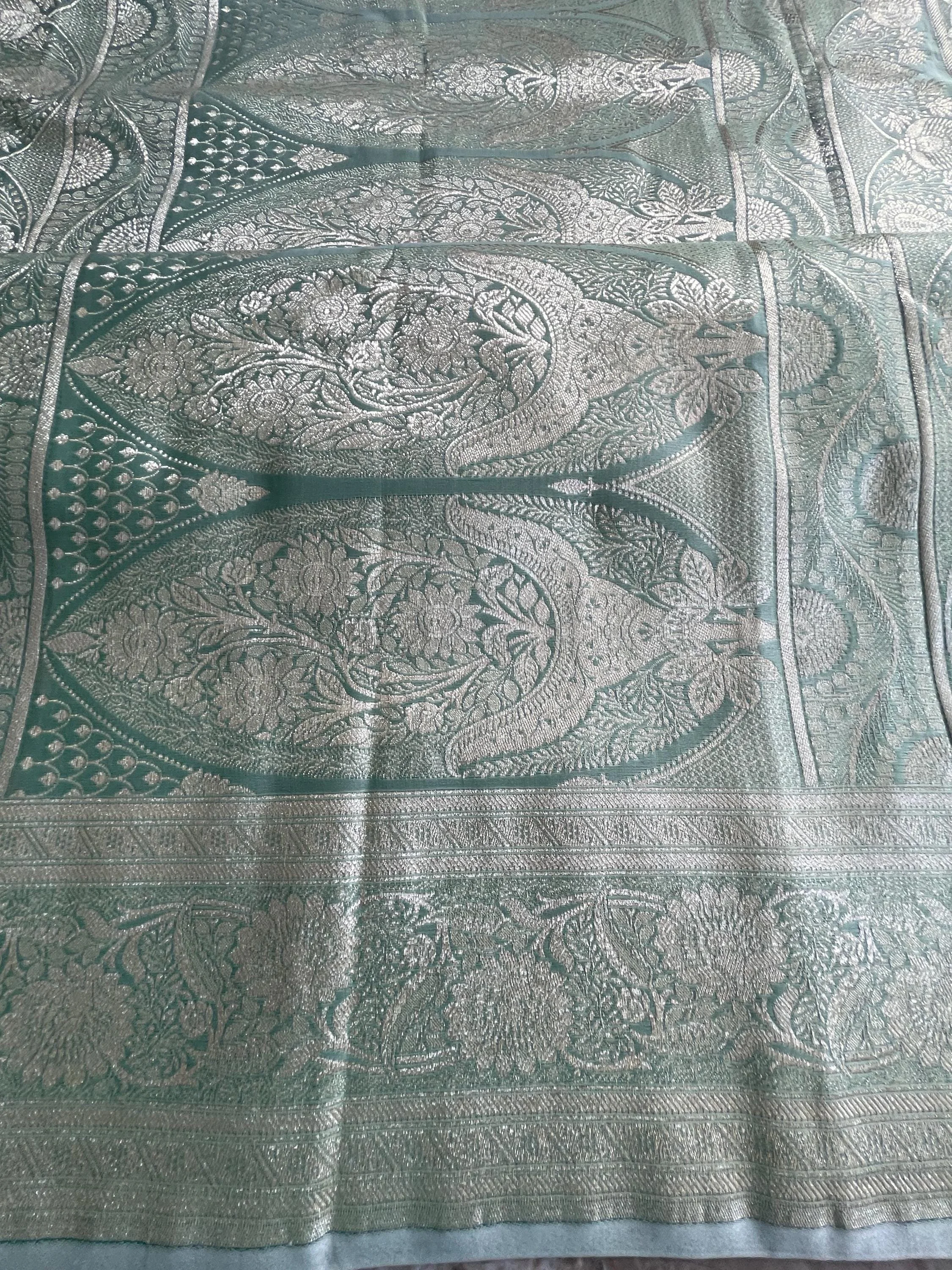 https://i.etsystatic.com/26942084/r/il/5aa7a2/6313999354/il_fullxfull.6313999354_t6za.jpg