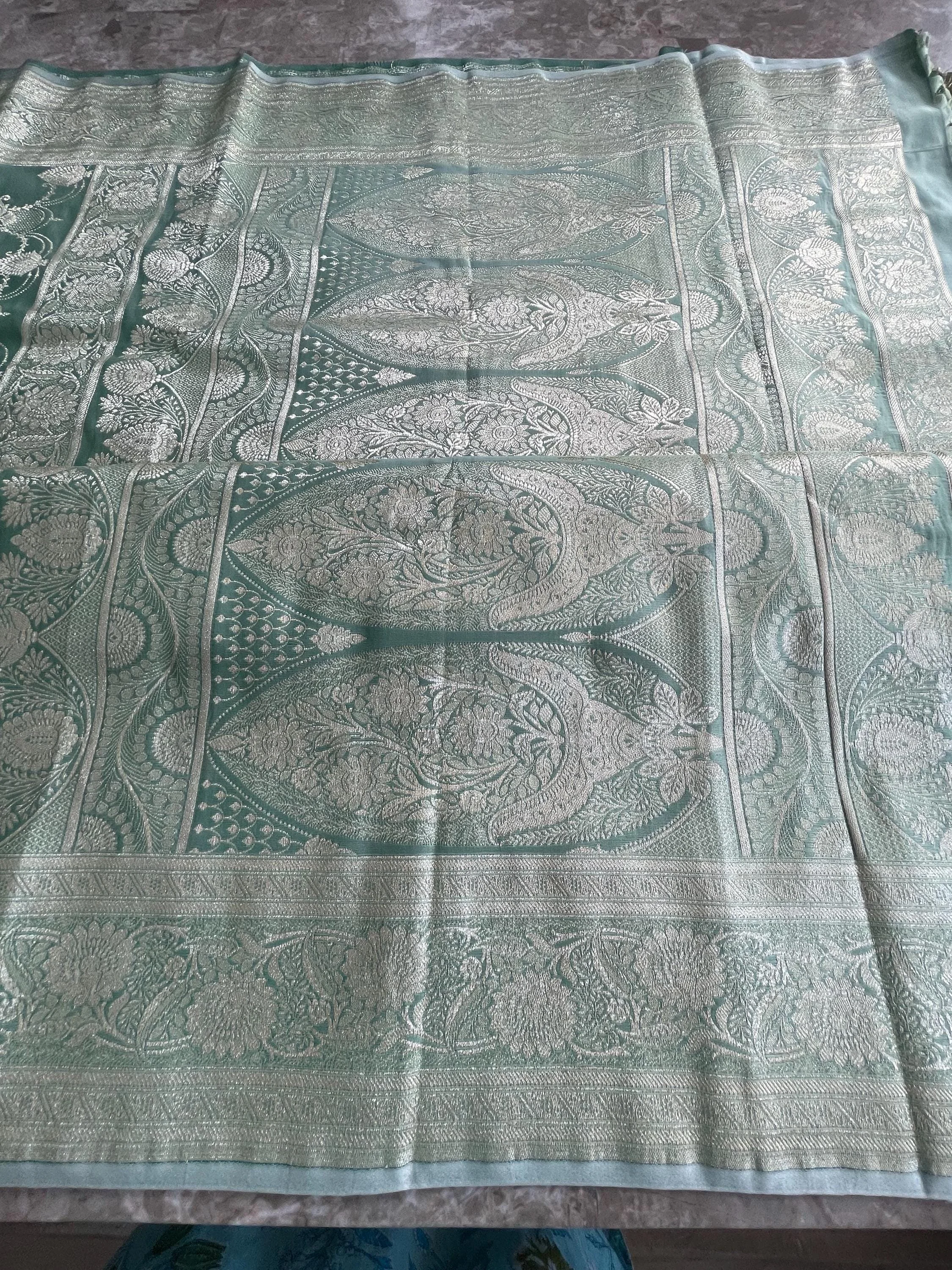 https://i.etsystatic.com/26942084/r/il/22b45c/6313999442/il_fullxfull.6313999442_ca5r.jpg