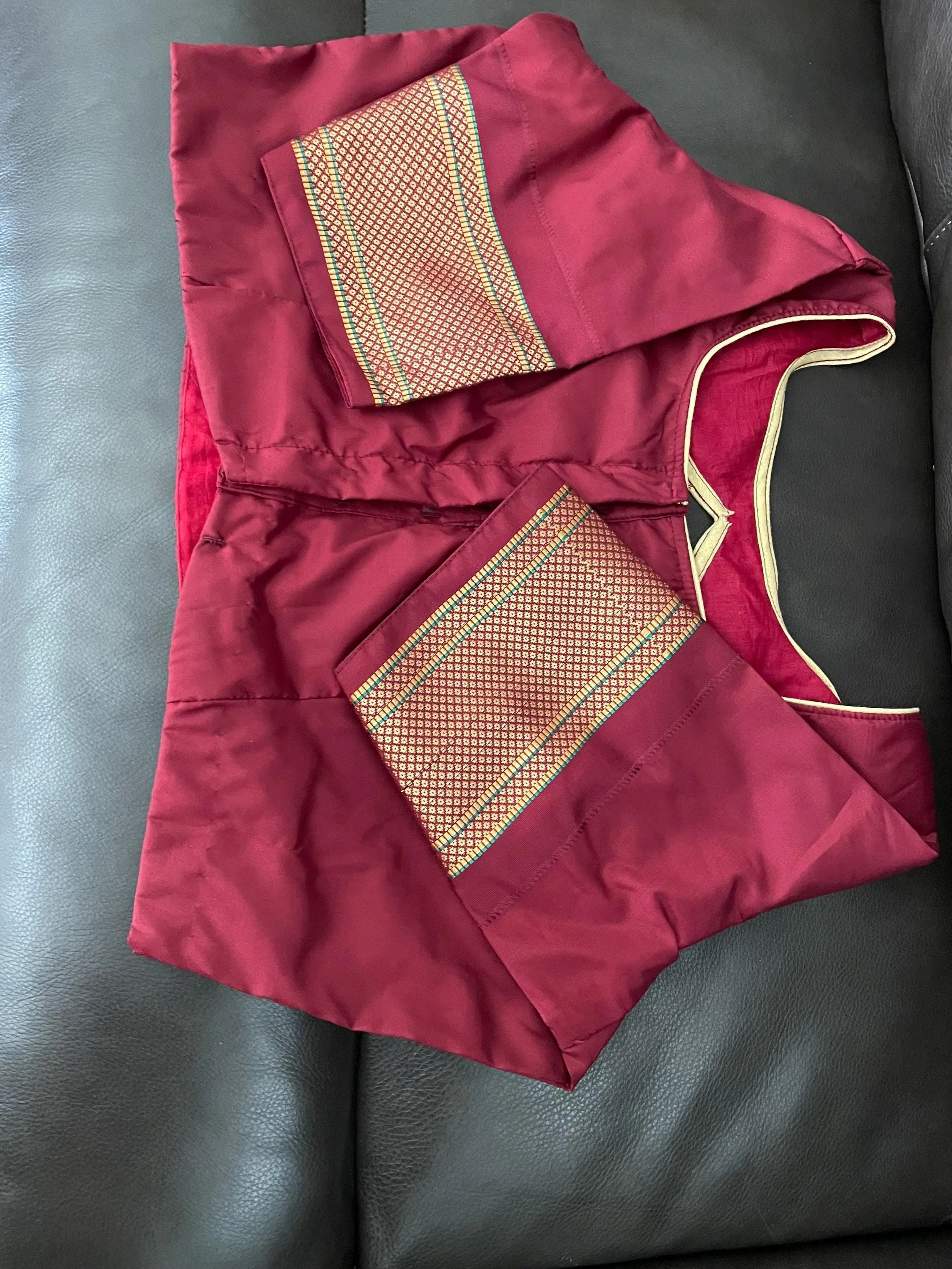 https://i.etsystatic.com/26942084/r/il/e6574c/6899079868/il_fullxfull.6899079868_5roc.jpg