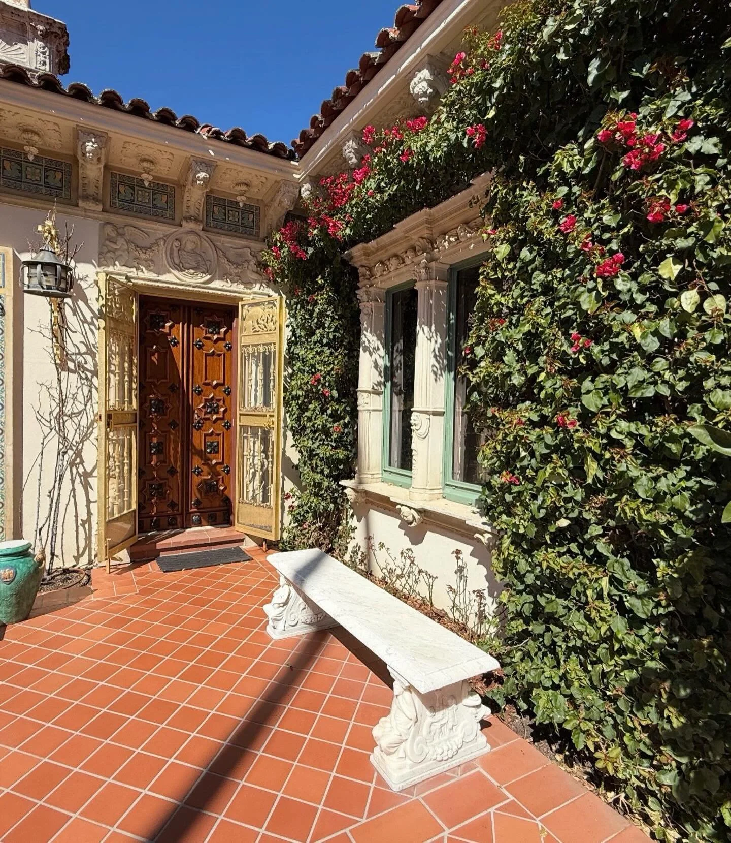 Doorways&hellip;.
Click link for today&rsquo;s Paths of Joy Daily Inspiration 
https://www.pathsofjoy.com/blog-1-1/doorways