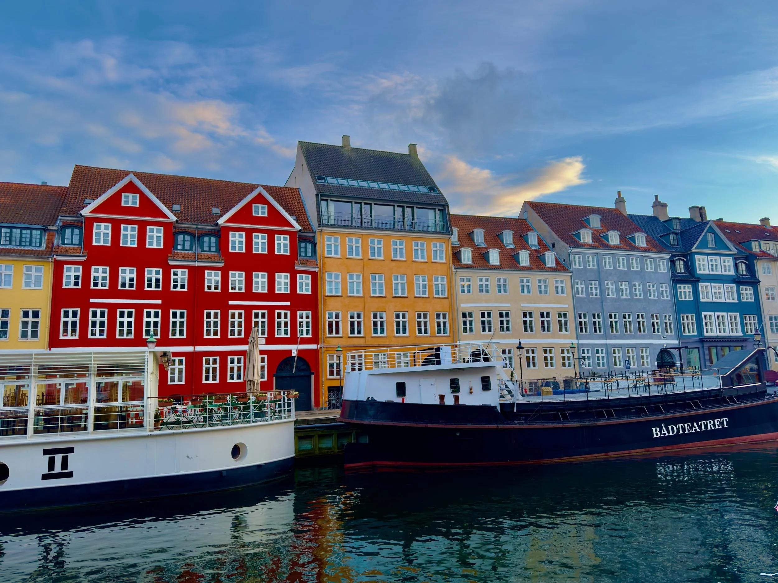 Colourful townhouses along the Nyhavn waterfront in Copenhagen.