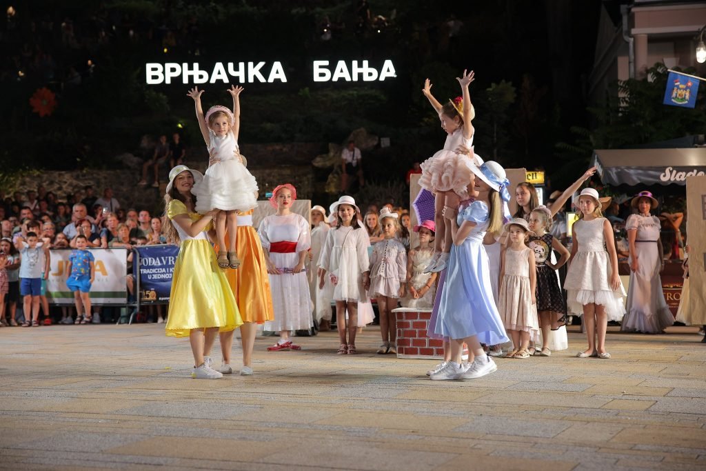Врњачка Бања – Фестивал народних обичаја и рукотворина