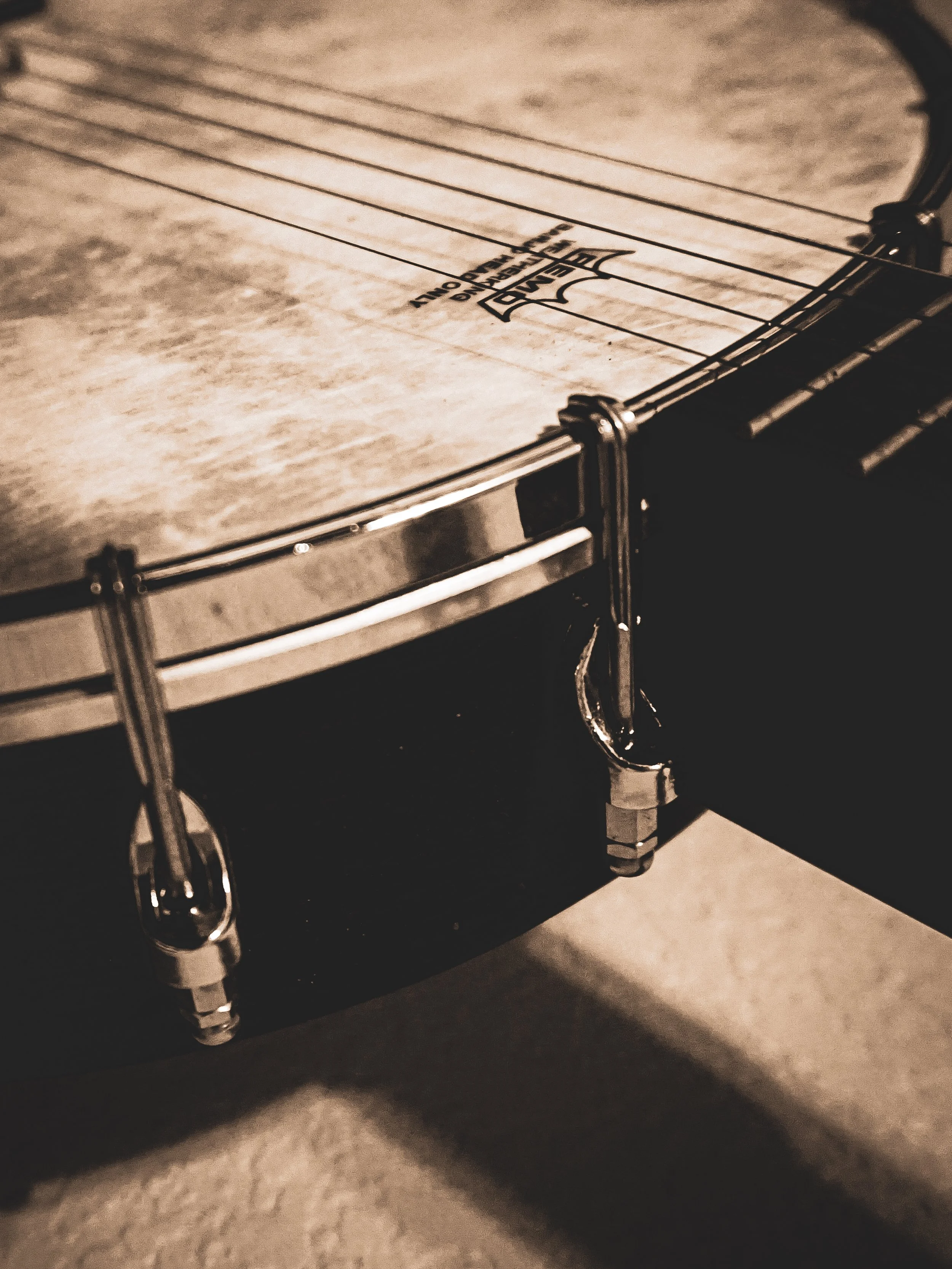 BANJO-1.jpg