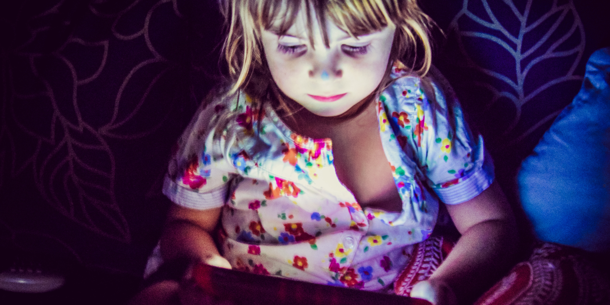 Screen Time, Kids’ Mental Health, and What Parents Can Do
